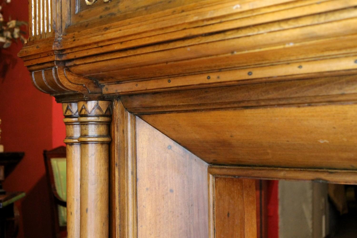 Gothic Revival Carved Walnut Wood and Parcel Gilt Chimney Fireplace Mantlepiece 3