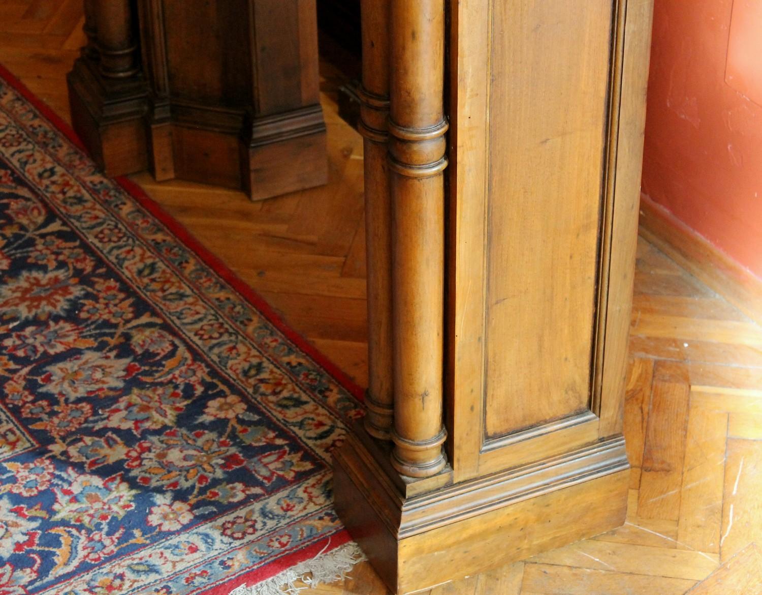 Gothic Revival Carved Walnut Wood and Parcel Gilt Chimney Fireplace Mantlepiece 10