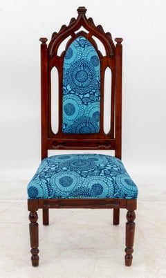 Gothic Revival Custom Upholstered Hall Chair (en anglais)