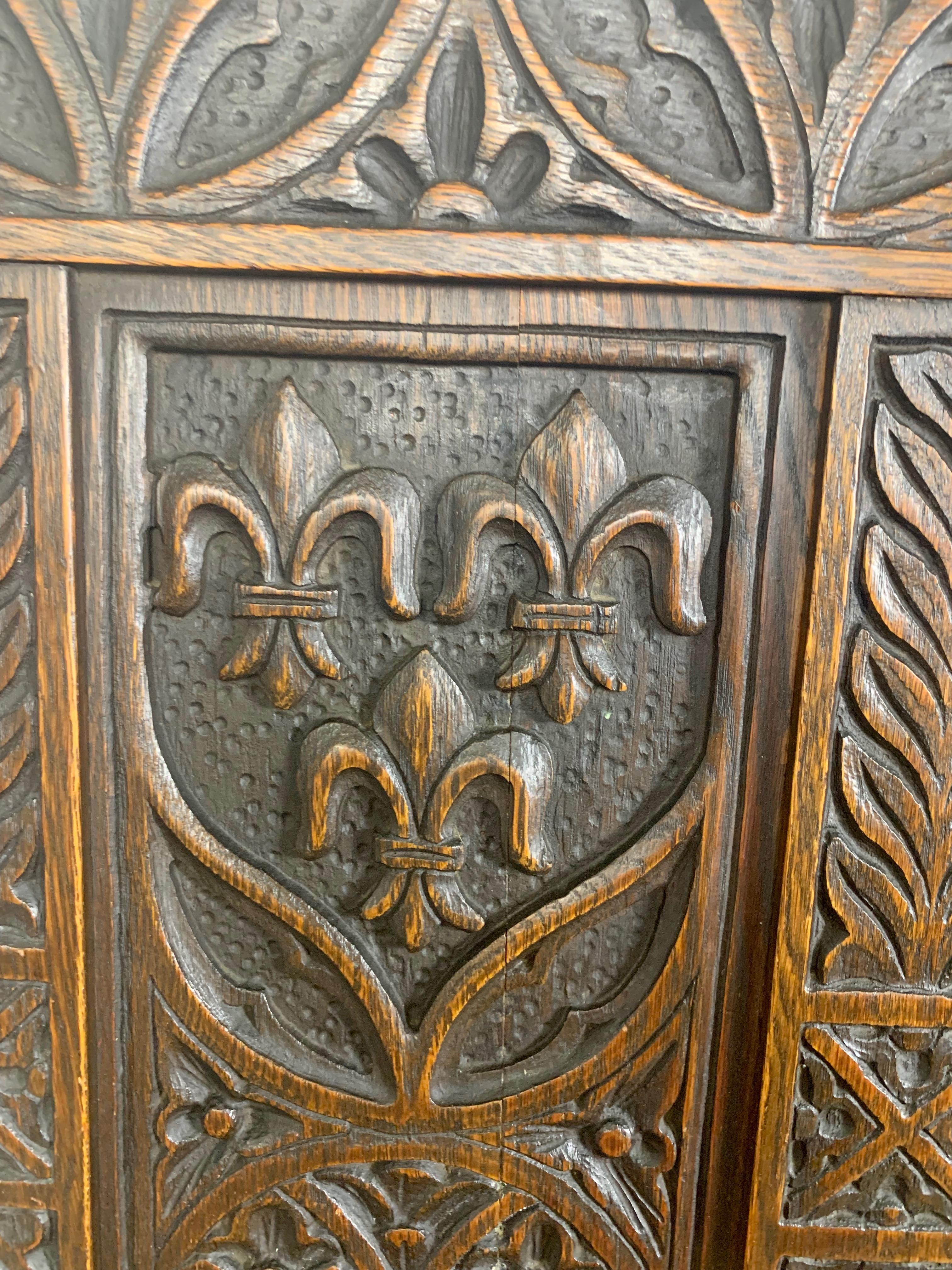 20th Century Gothic Revival Hall Chair For Sale