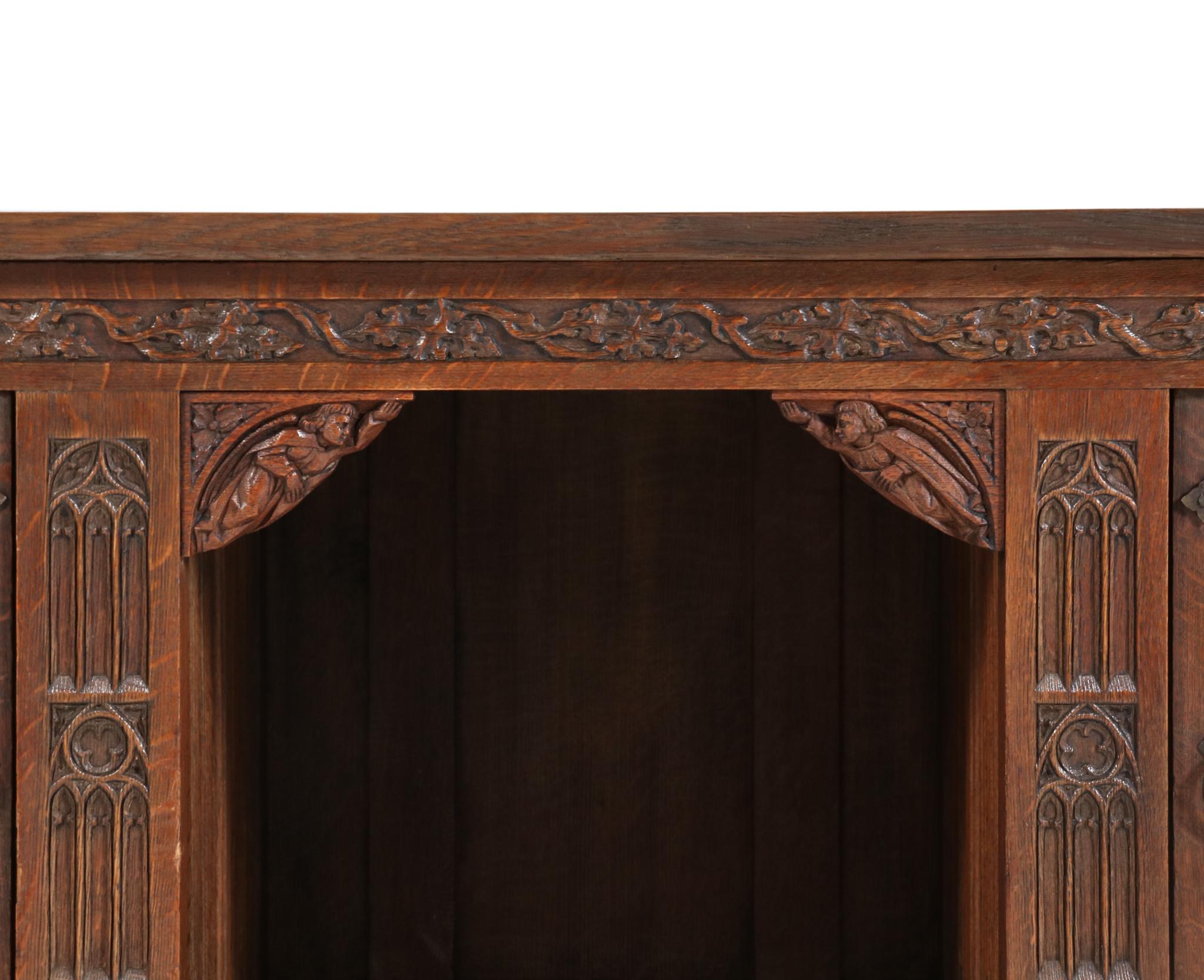  Gothic Revival Hand-Carved Oak Pedestal Desk, 1900s For Sale 9