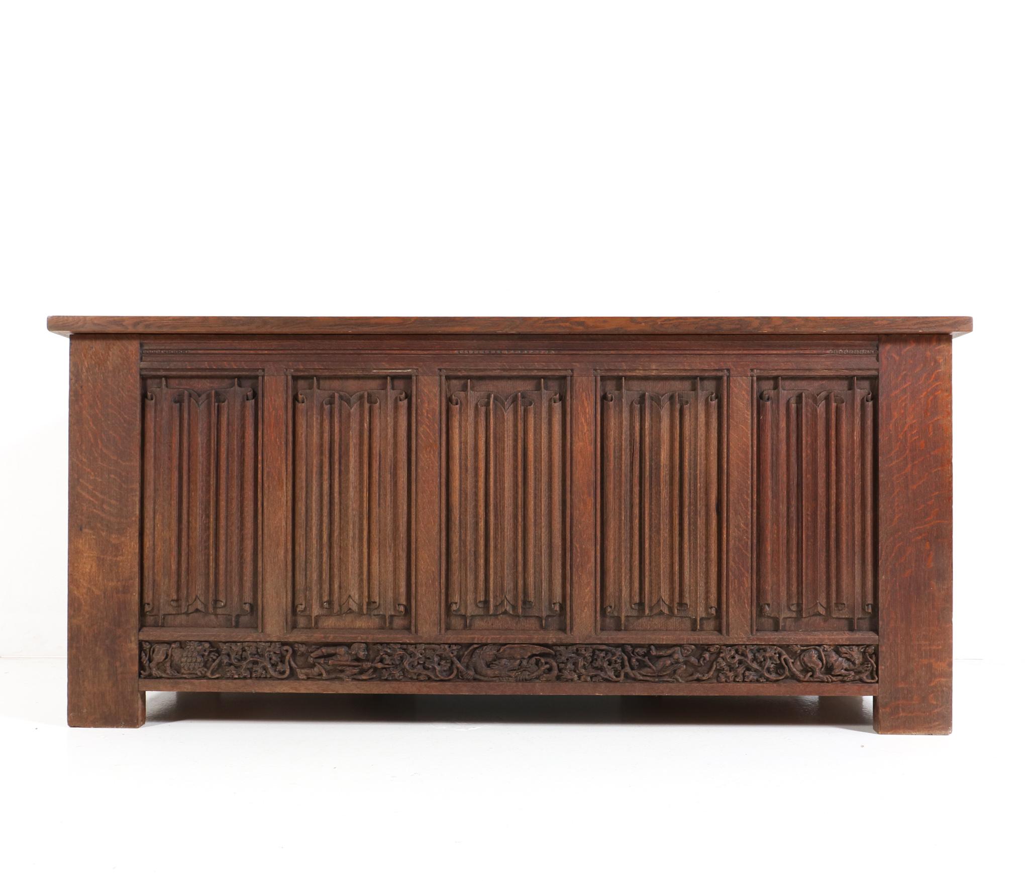  Gothic Revival Hand-Carved Oak Pedestal Desk, 1900s For Sale 4