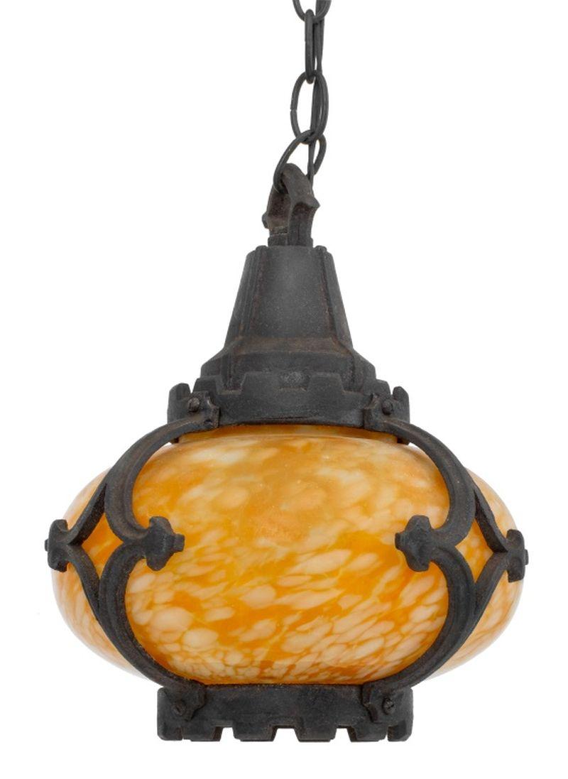 Faroles de salón de hierro fundido de estilo gótico, 2 en Bueno estado para la venta en Astoria, NY