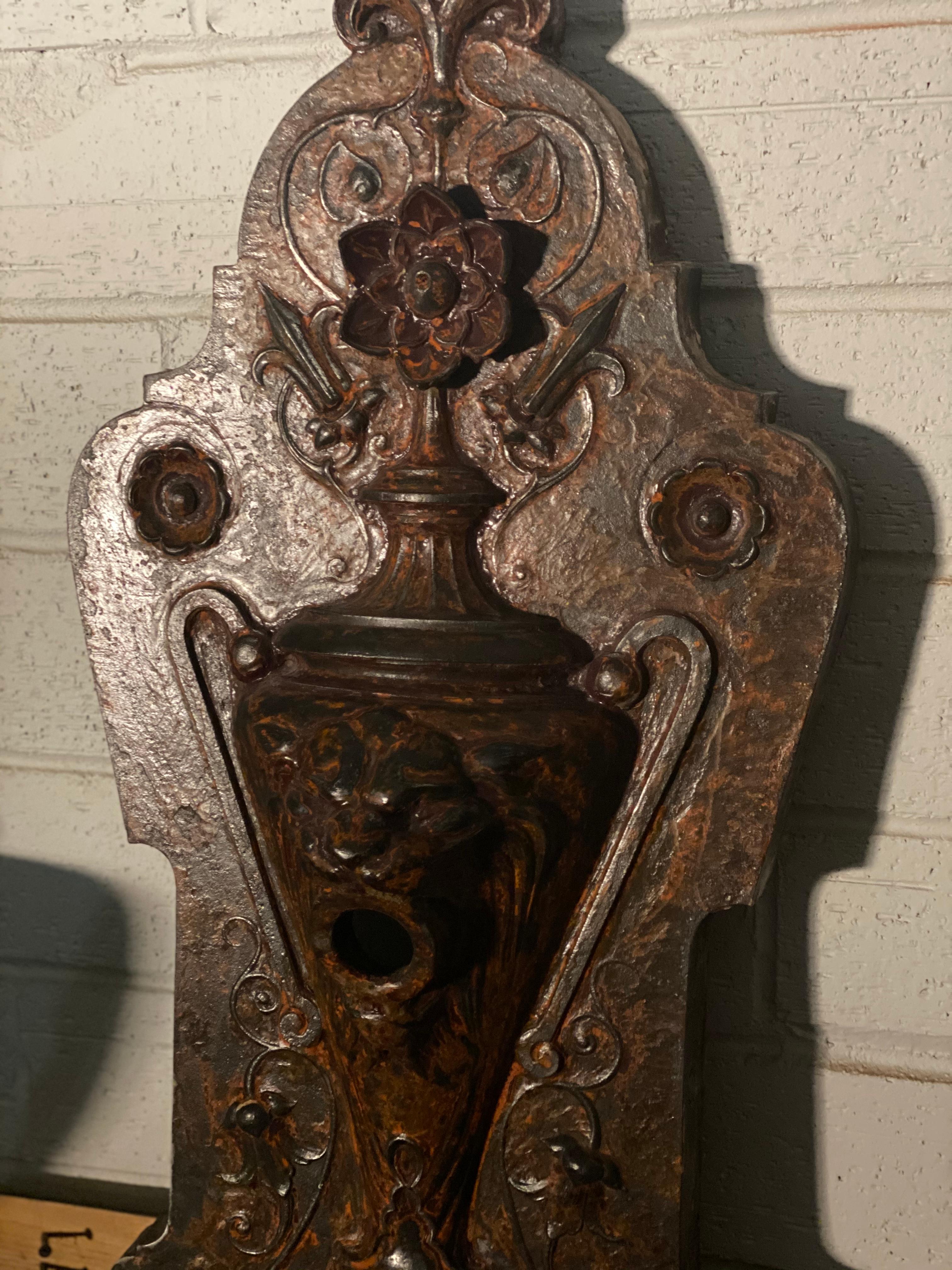 Gothic Revival Iron Wall Fountain In Good Condition In Dallas, TX