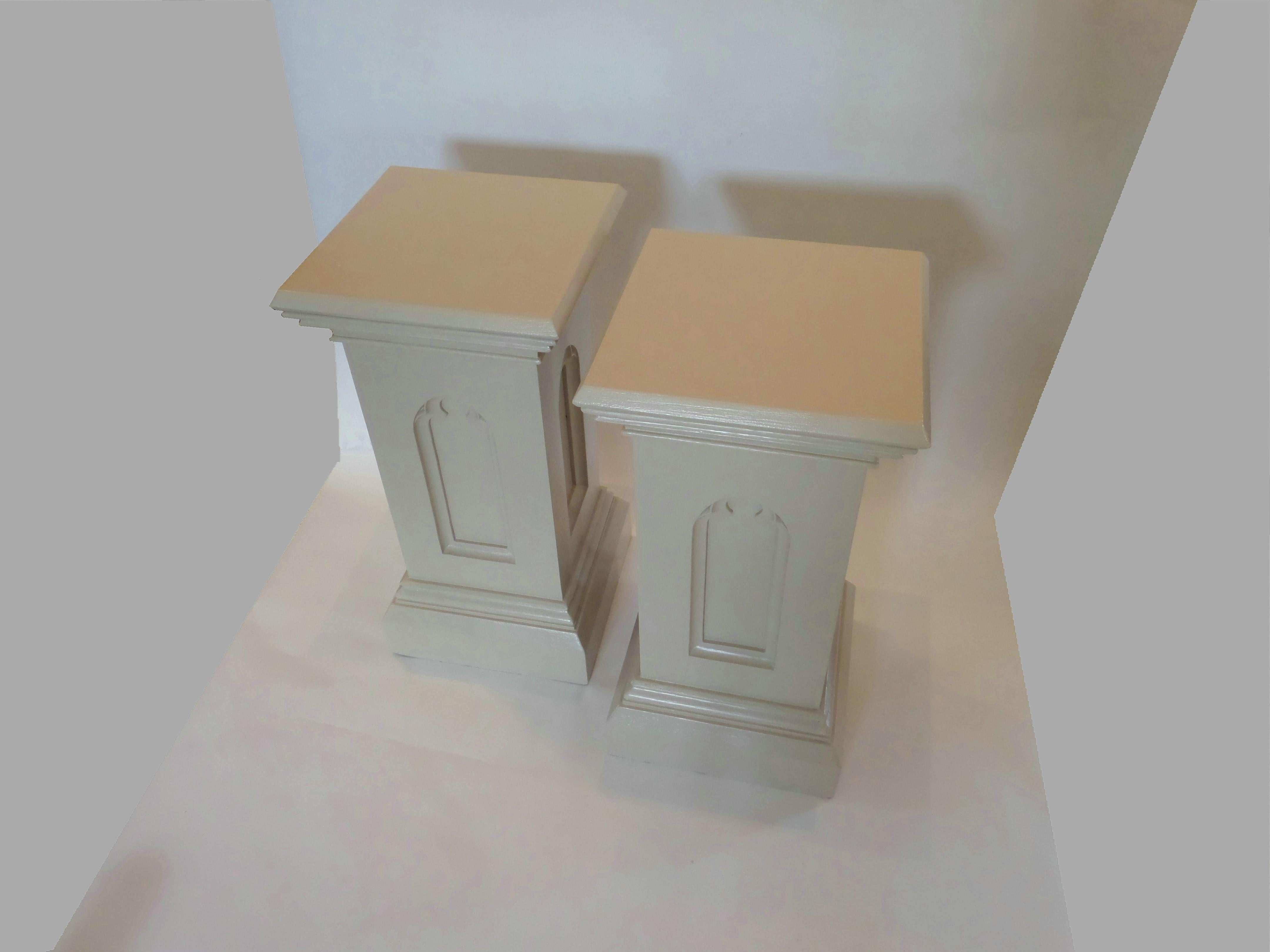 Gothic Revival Pair of Painted Oak Pedestals, United States, Late 19th Century For Sale 5