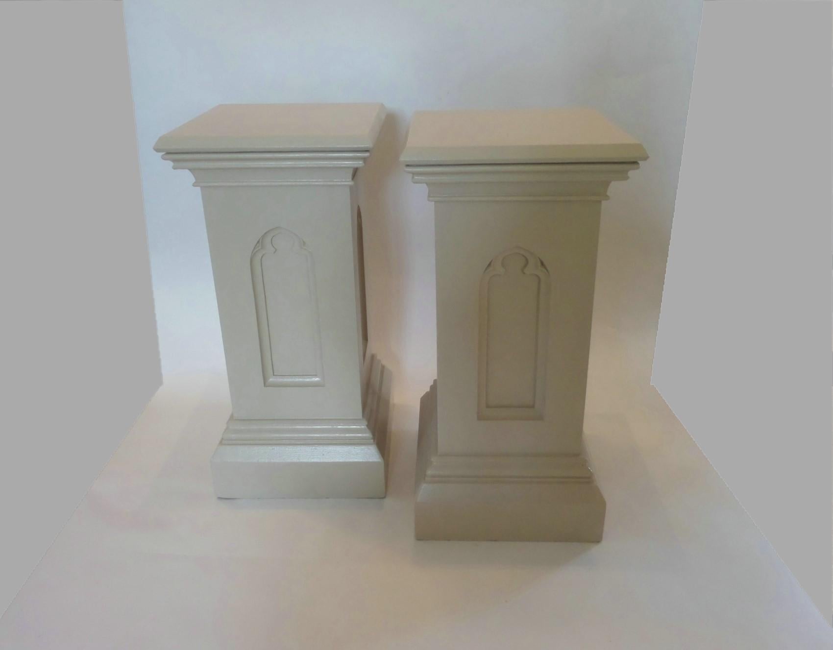 Gothic Revival Pair of Painted Oak Pedestals, United States, Late 19th Century For Sale 3