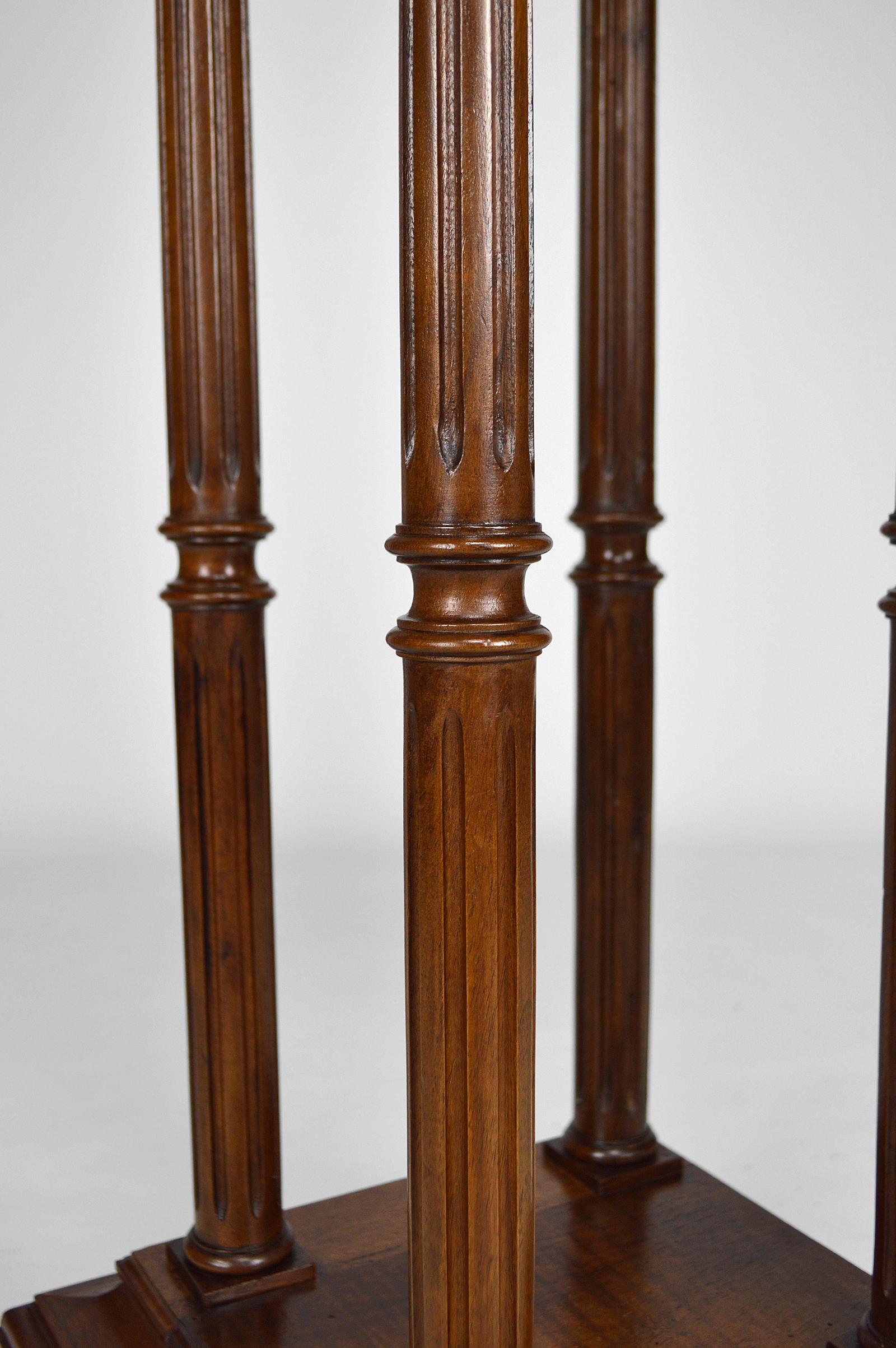 Gothic Revival Pedestal Stand in Walnut, France, circa 1880 For Sale 7