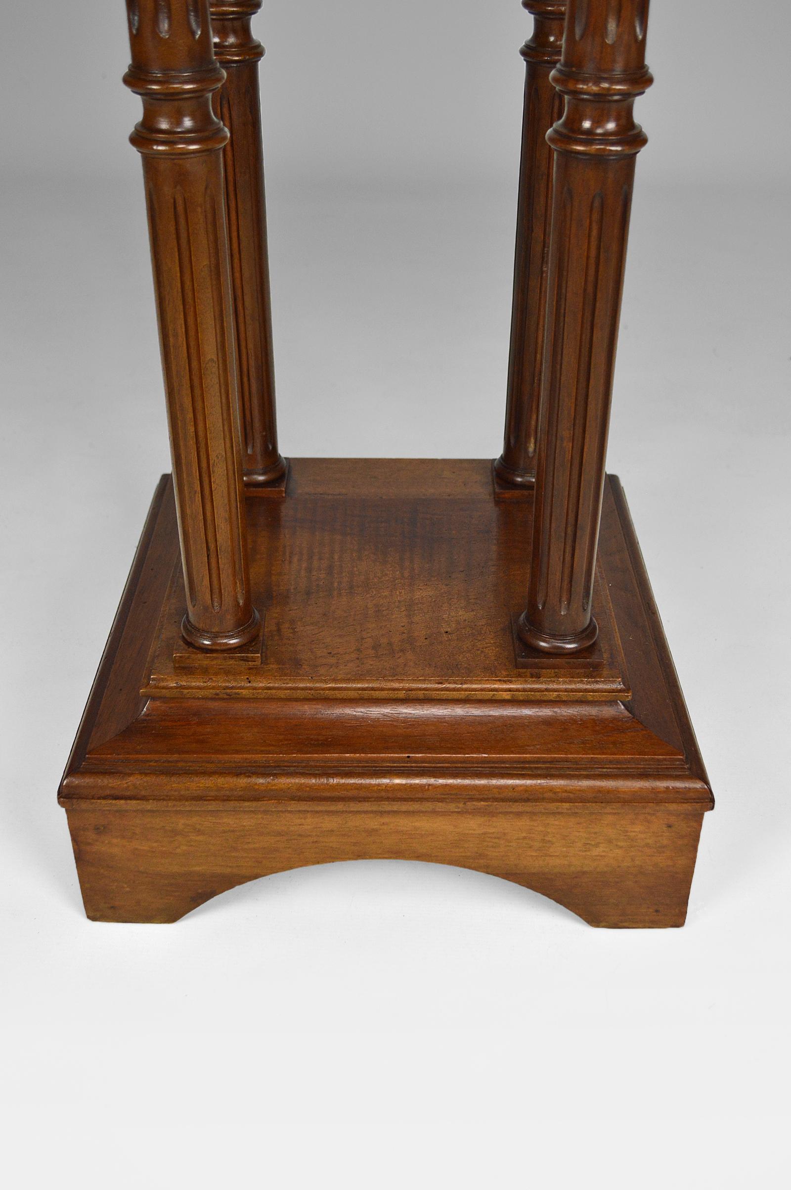 Gothic Revival Pedestal Stand in Walnut, France, circa 1880 For Sale 9