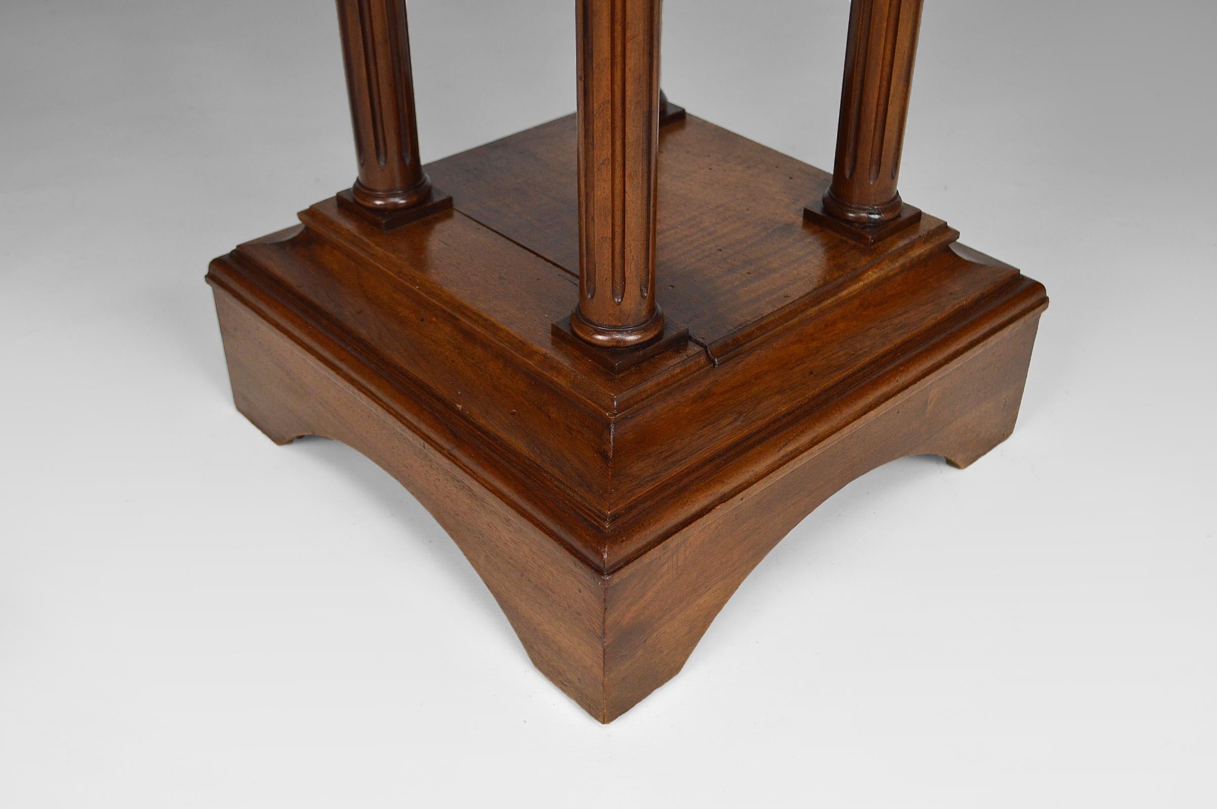 Gothic Revival Pedestal Stand in Walnut, France, circa 1880 For Sale 12