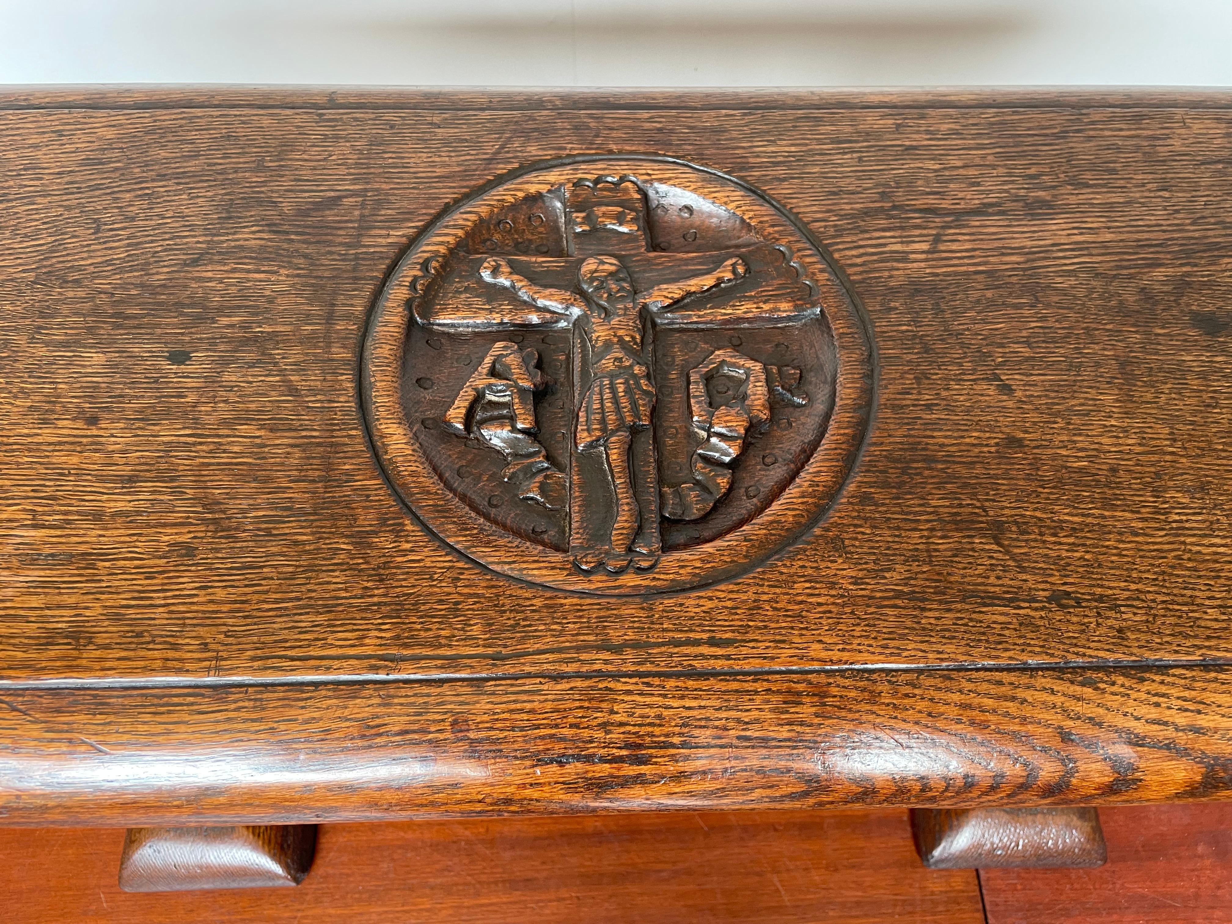Gothic Revival Stool / Bench with Hand Carved Christ on Crucifix Sculpture 1800s For Sale 10