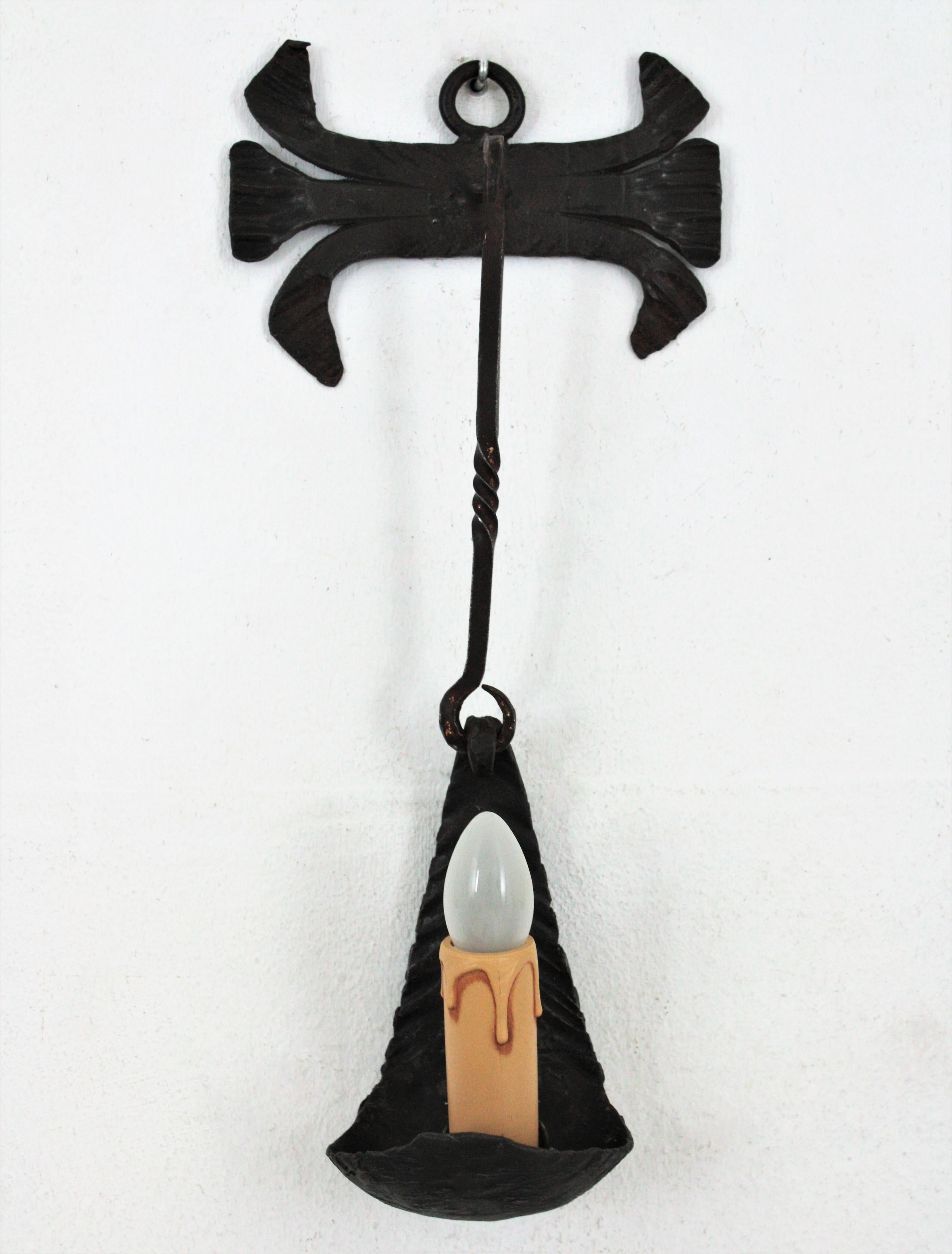 20th Century Spanish Gothic Revival Wall Lights in Hand-Forged Iron For Sale