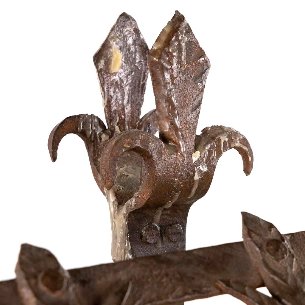 Fer forgé Lutrin ou pupitre en fer forgé de style Revive avec support de bougie articulé en vente