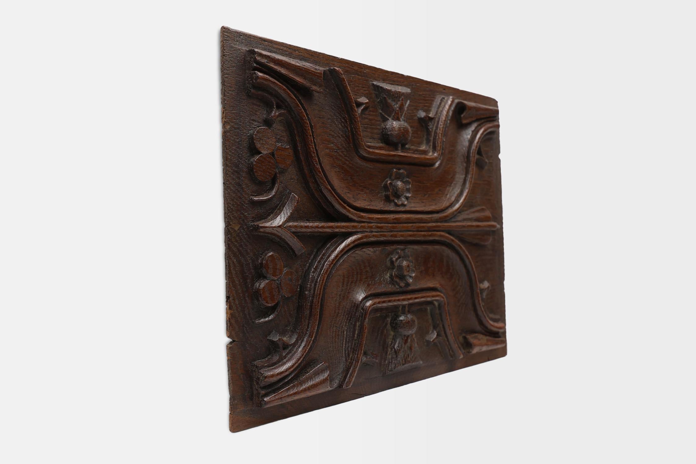 Panel gótico esculpido en roble del siglo XVI, Bélgica en Bueno estado para la venta en Meulebeke, BE