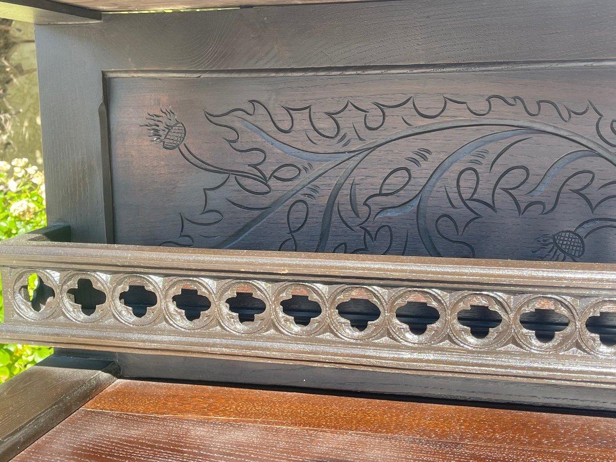 Buffet im gotischen Stil (Französisch) im Angebot