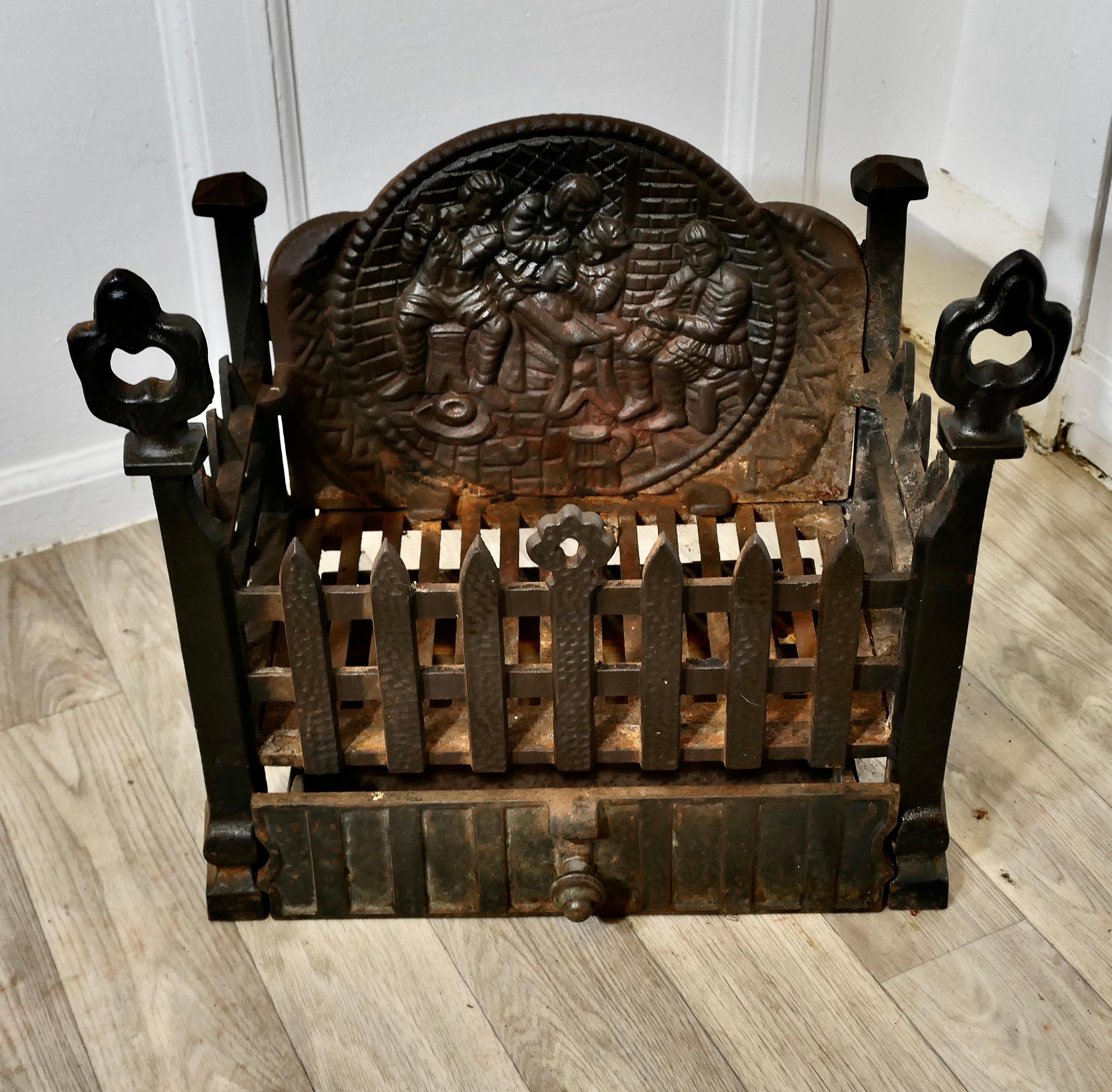 Gothique Panier de cheminée de style gothique sur pied avec dos décoratif et panneau en frêne en vente