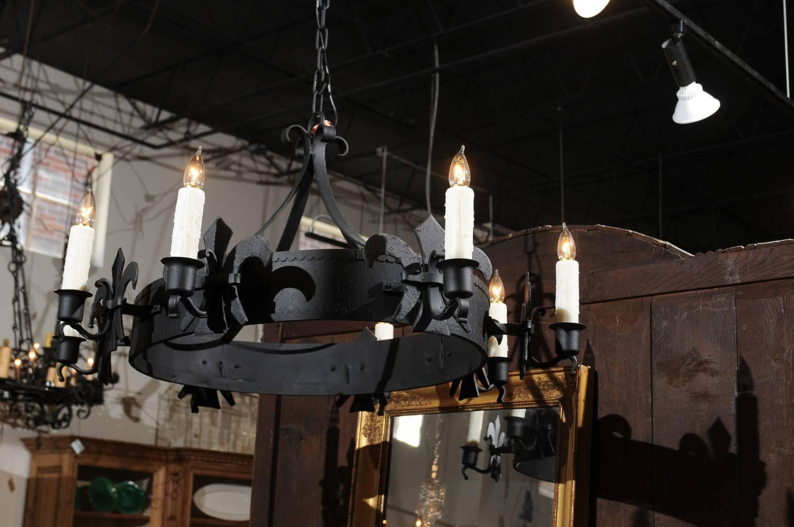Gothic Style French Oval Wrought-Iron Eight-Light Chandelier with Fleurs-de-Lys For Sale 2