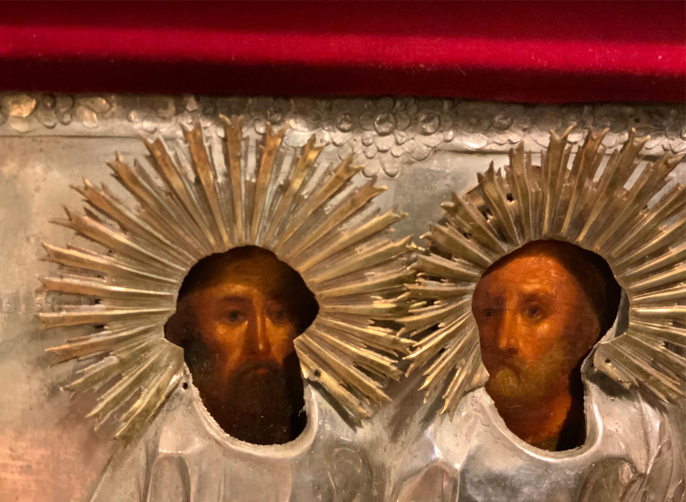 Grand triptyque gothique  Boîte d'ombres/présentoir d'icônes en argent de la Church s'orthodoxe en vente 8