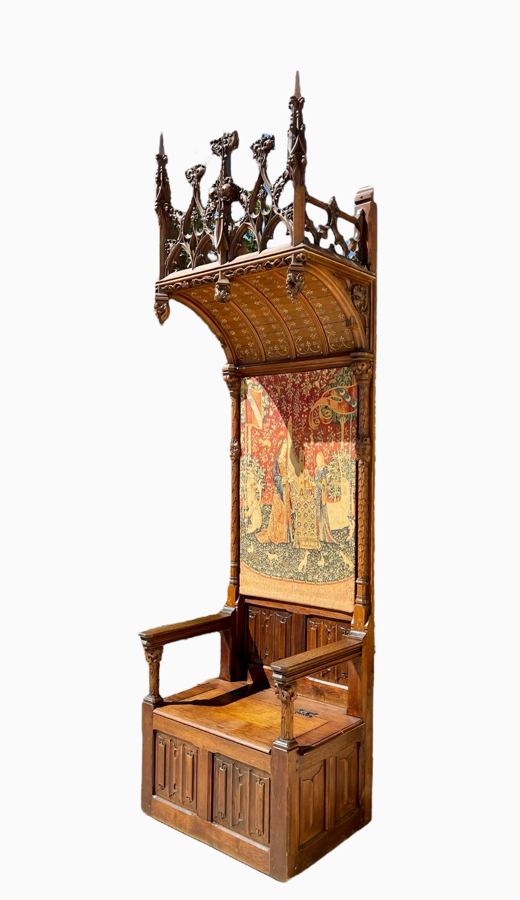 Thronstuhl / Kathedralenstuhl im gotischen Stil im Angebot 3