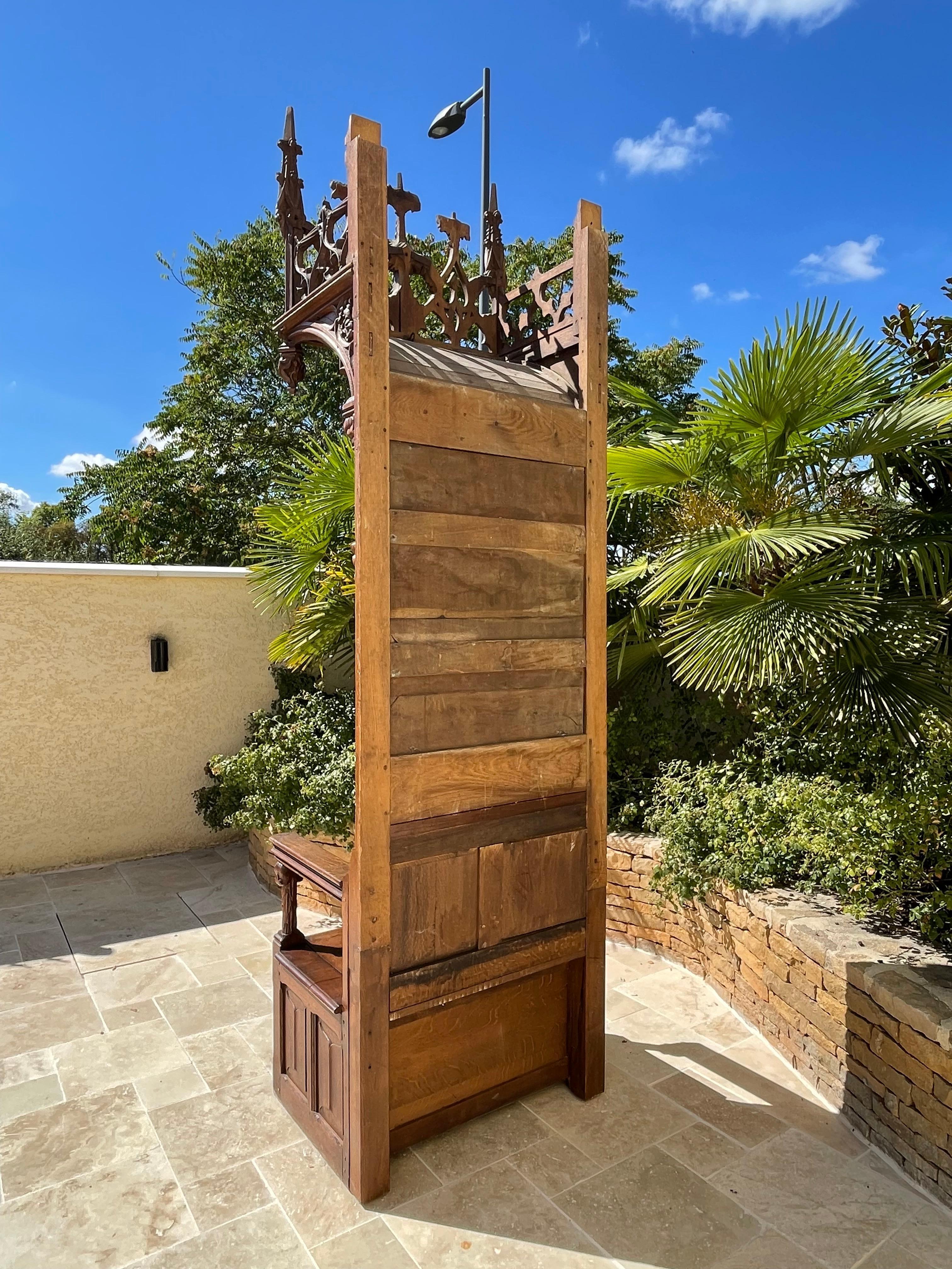 Thronstuhl / Kathedralenstuhl im gotischen Stil im Angebot 13