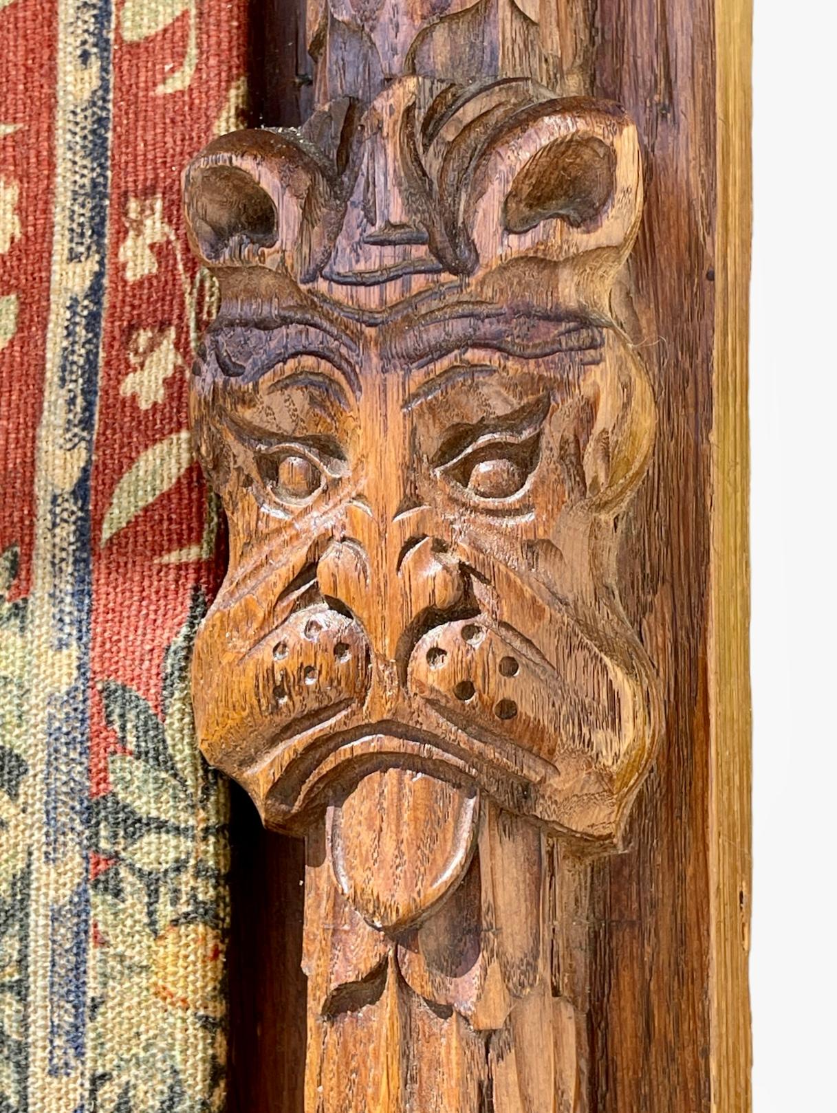 Thronstuhl / Kathedralenstuhl im gotischen Stil im Angebot 1