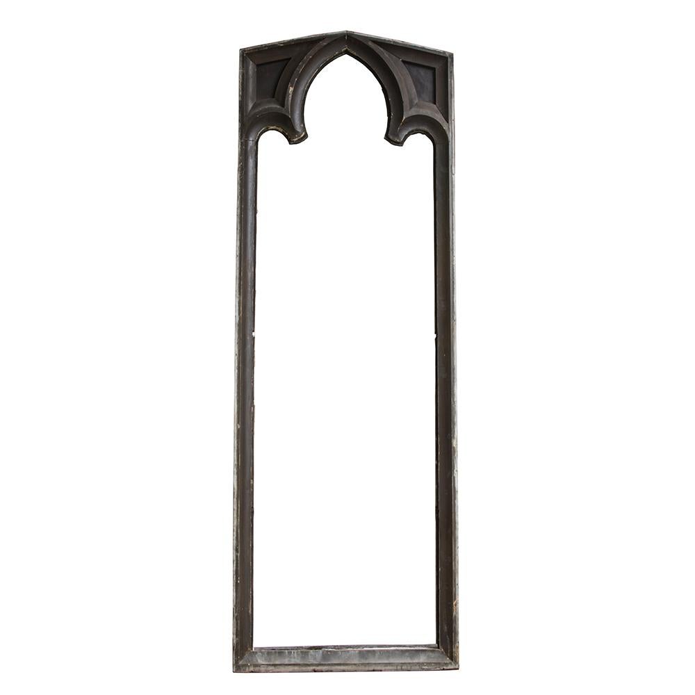Gothic Window Frame Triptych In Distressed Condition In Aurora, OR