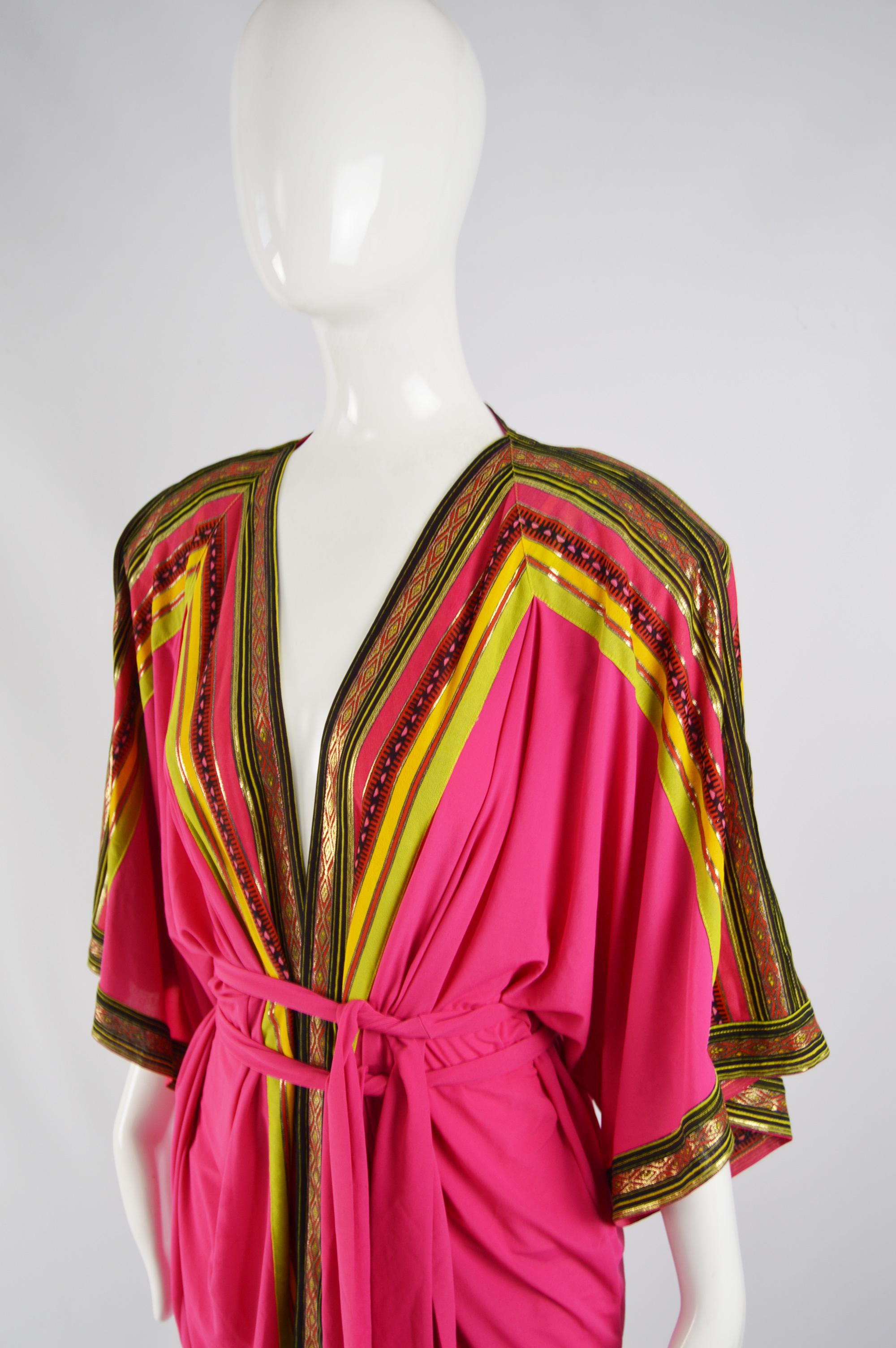 Gottex Vintage 1980s Pink Boho Brocade Kimono Robe In Excellent Condition In Doncaster, South Yorkshire