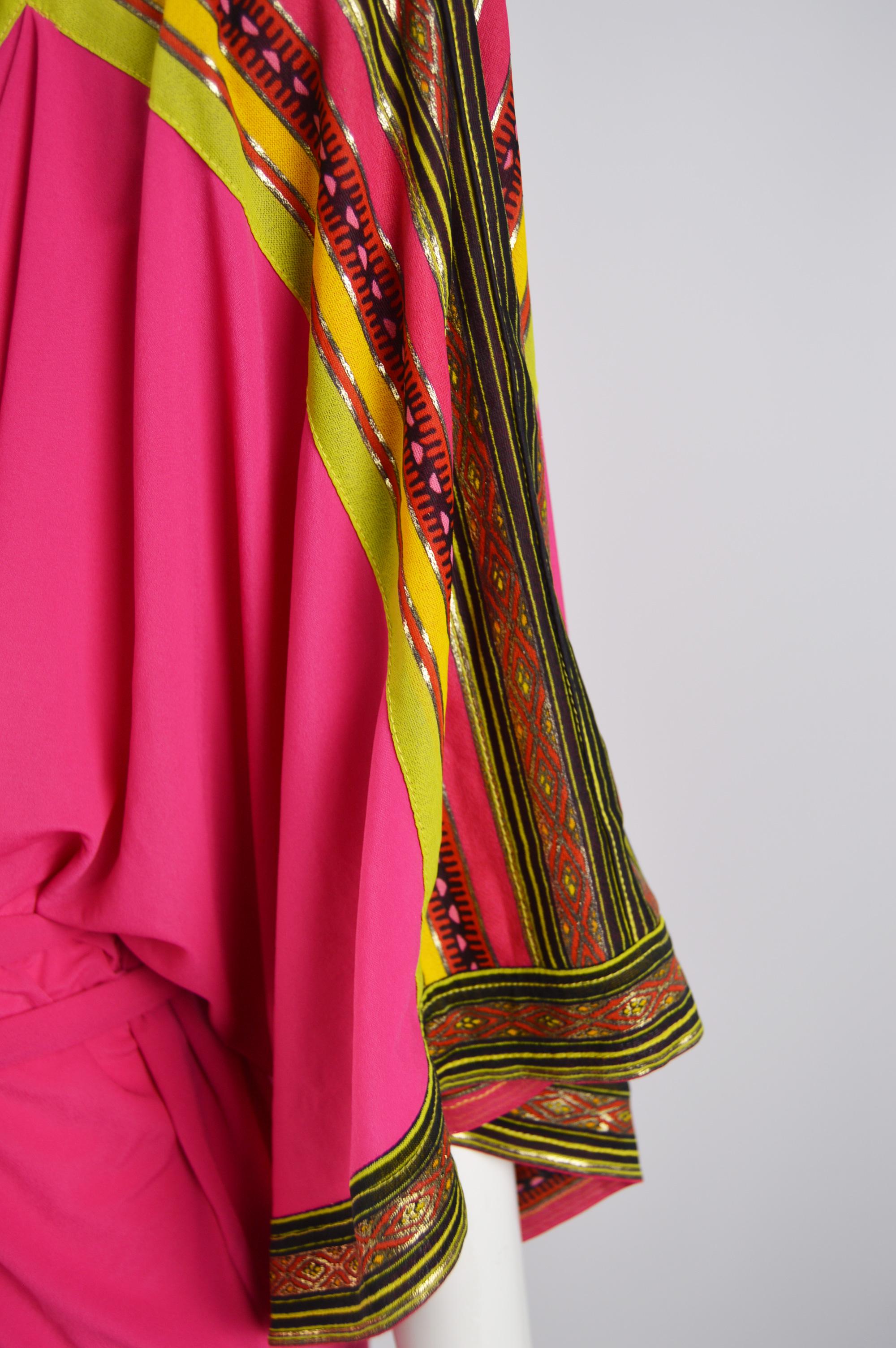 Women's Gottex Vintage 1980s Pink Boho Brocade Kimono Robe