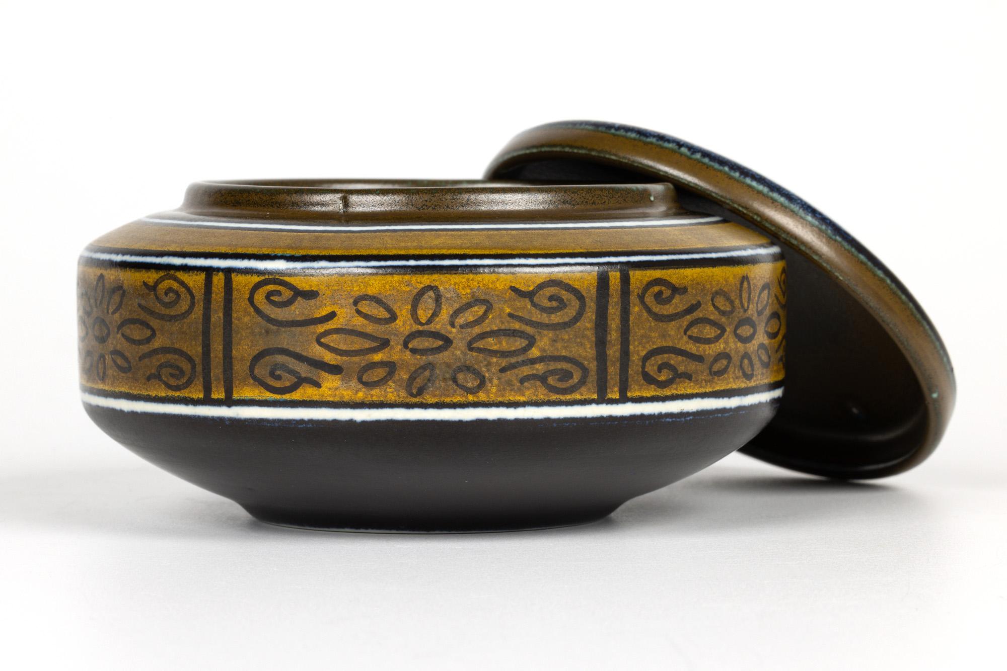 Gouda Dutch Art Deco Sydney Pattern Painted Lidded Bowl For Sale 1