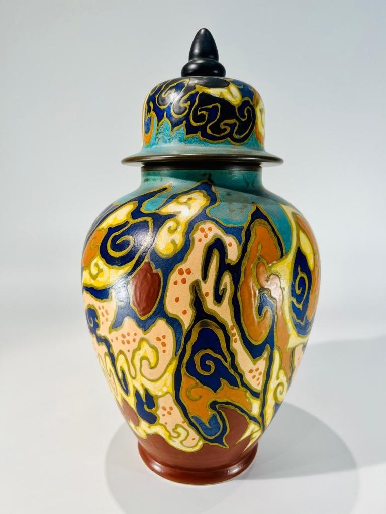 Potiche holandesa Gouda Art Nouveau en porcelana hacia 1900 Holandés en venta