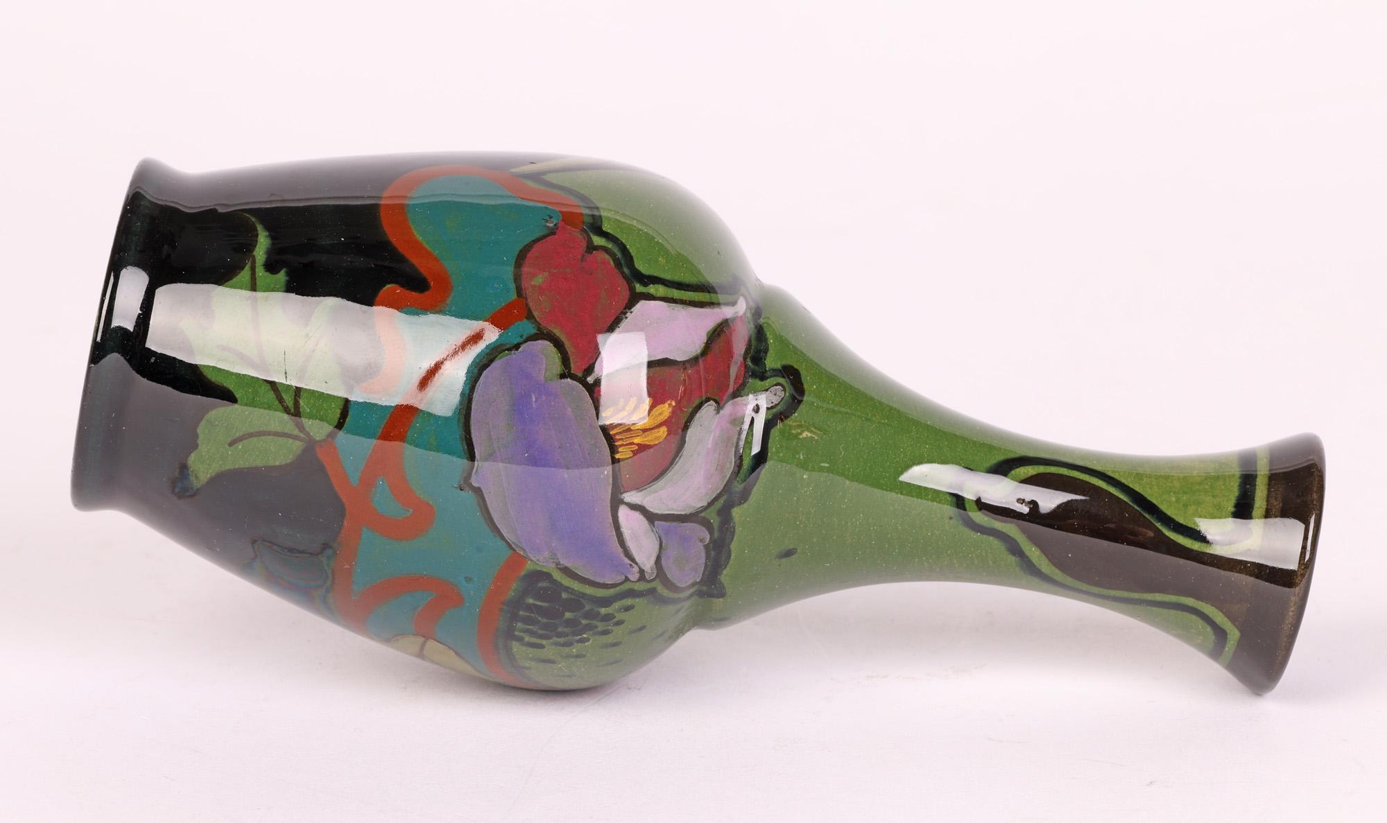 Gouda Dutch Schoonhoven Floral Painted Art Pottery Vase im Angebot 1