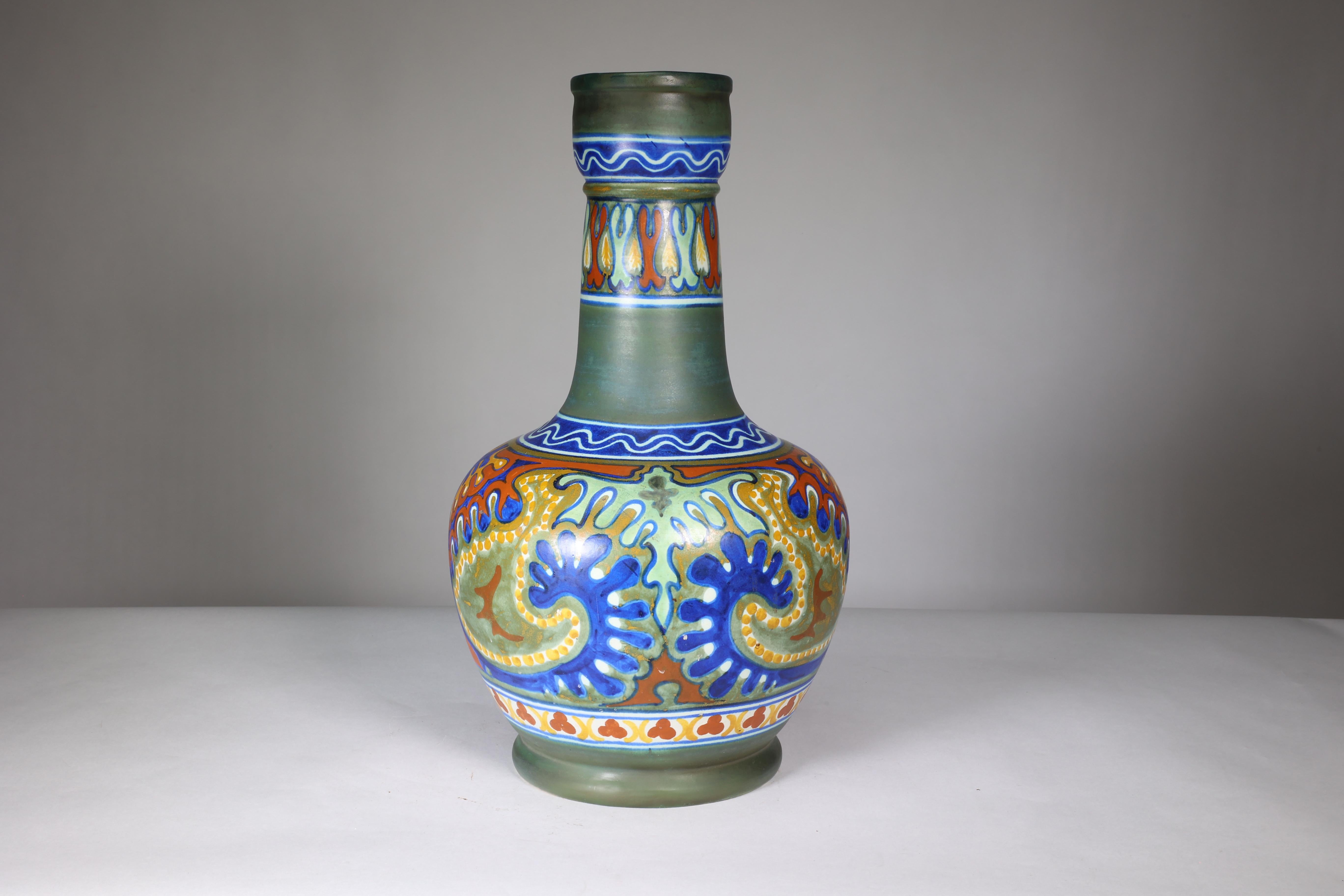Arts and Crafts Gouda Holland. Bernardus Römer, engraved R to base. Early & Massive Rhodian vase For Sale