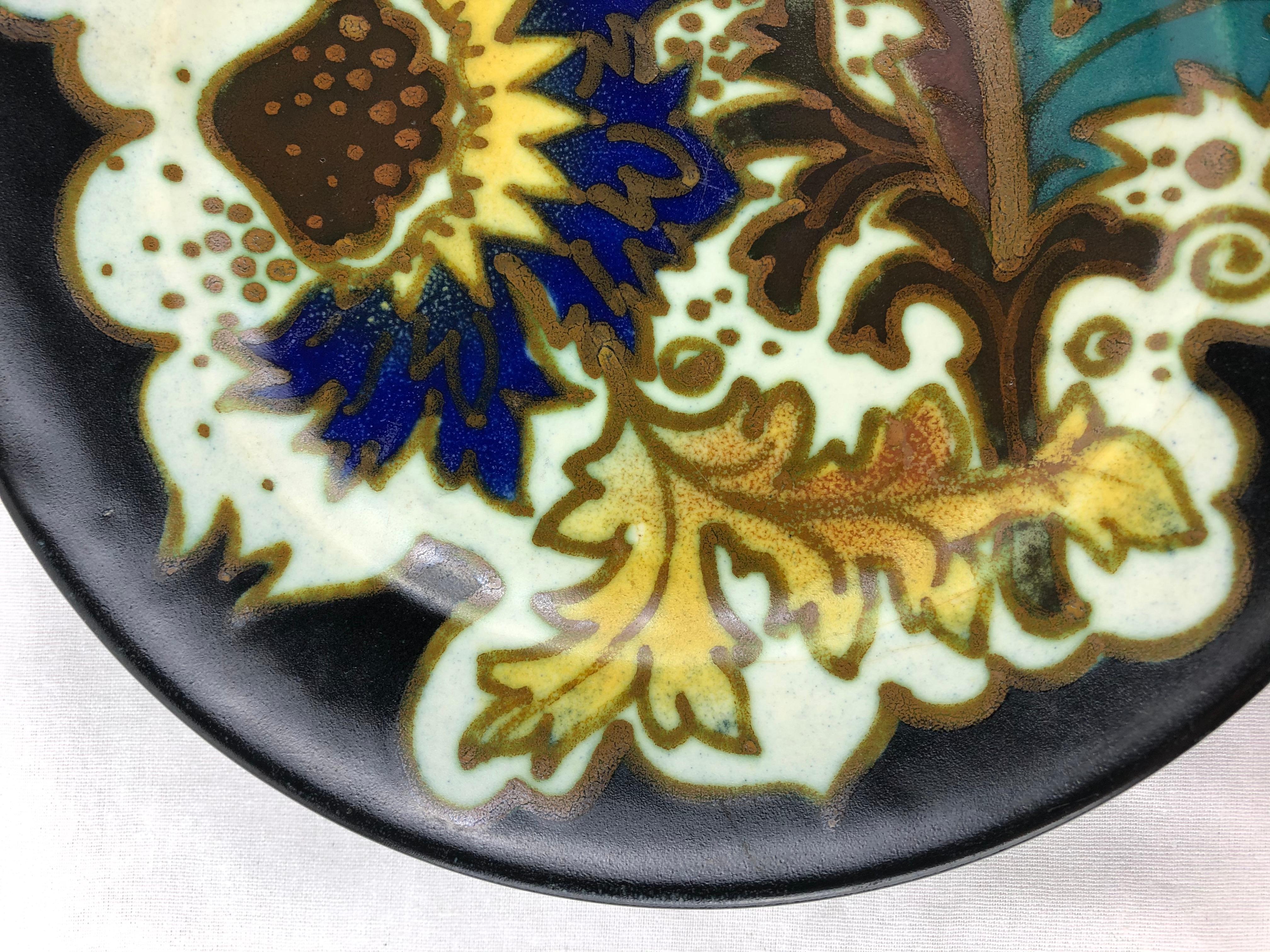 Gouda Pottery Jugendstil Teller oder Schale, Holland (Art nouveau) im Angebot