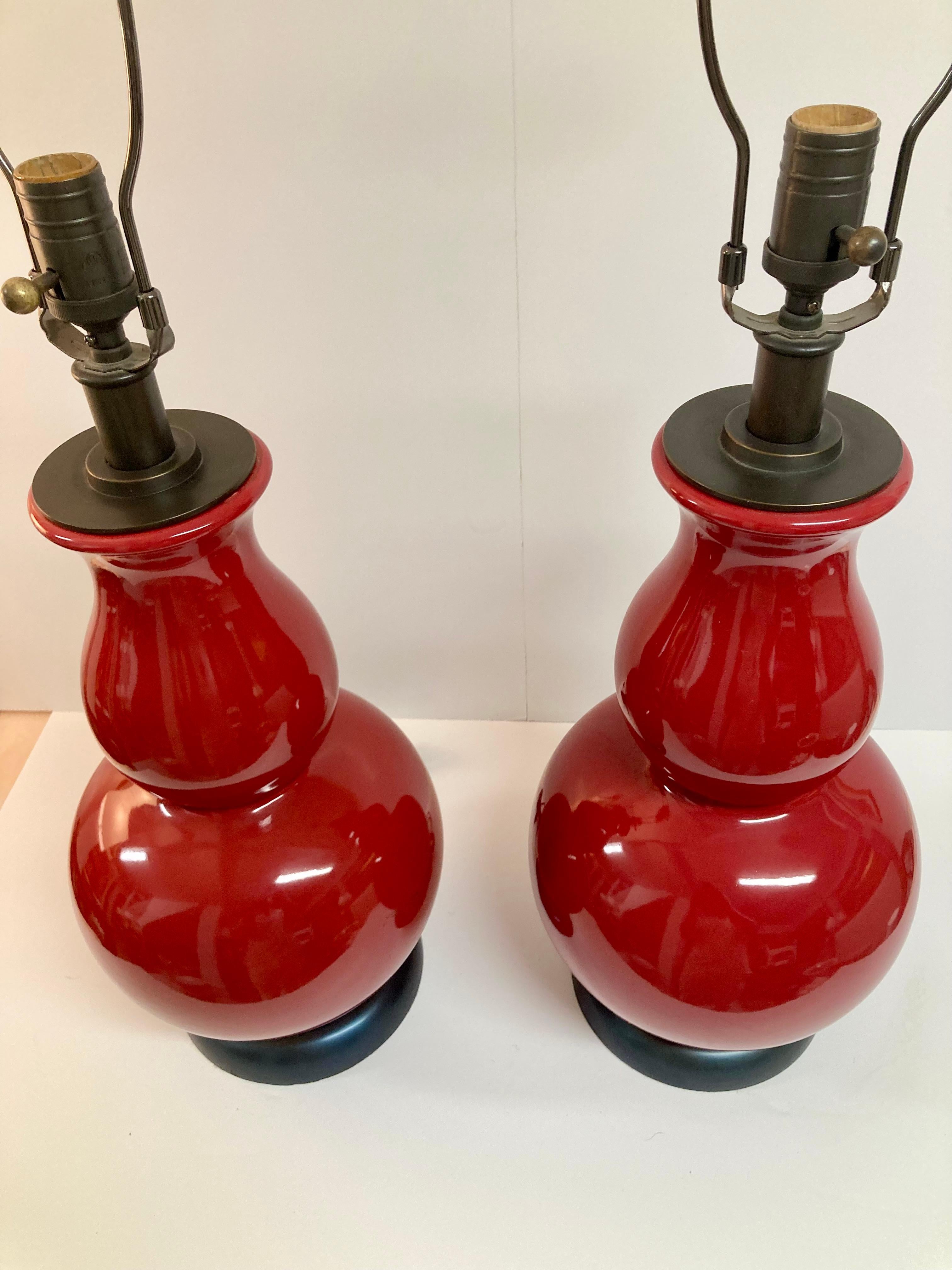 Gourd Shaped Apple Red Glazed Ceramic Table Lamps, a Pair In Good Condition In Los Angeles, CA