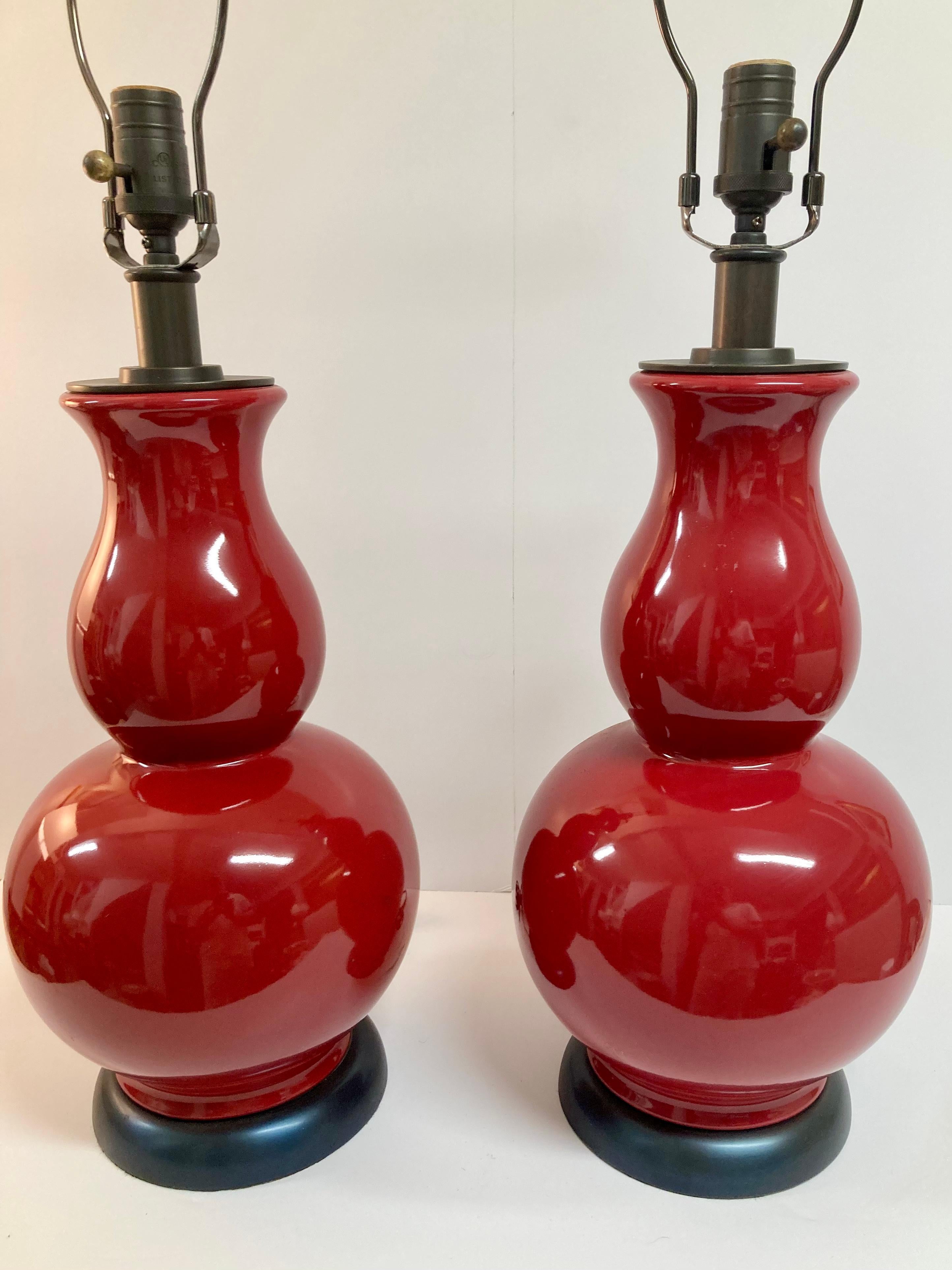 Late 20th Century Gourd Shaped Apple Red Glazed Ceramic Table Lamps, a Pair