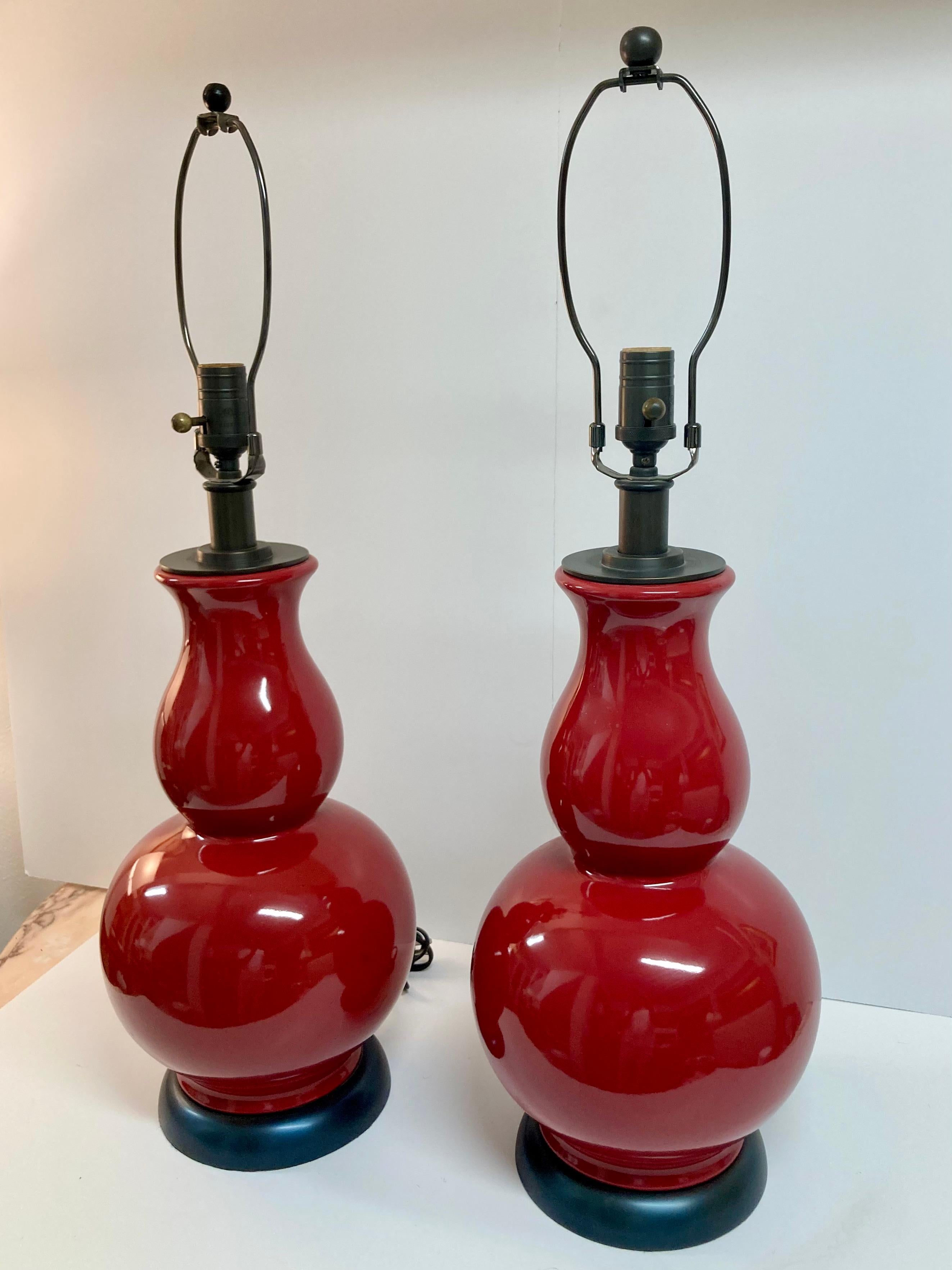 Gourd Shaped Apple Red Glazed Ceramic Table Lamps, a Pair 2