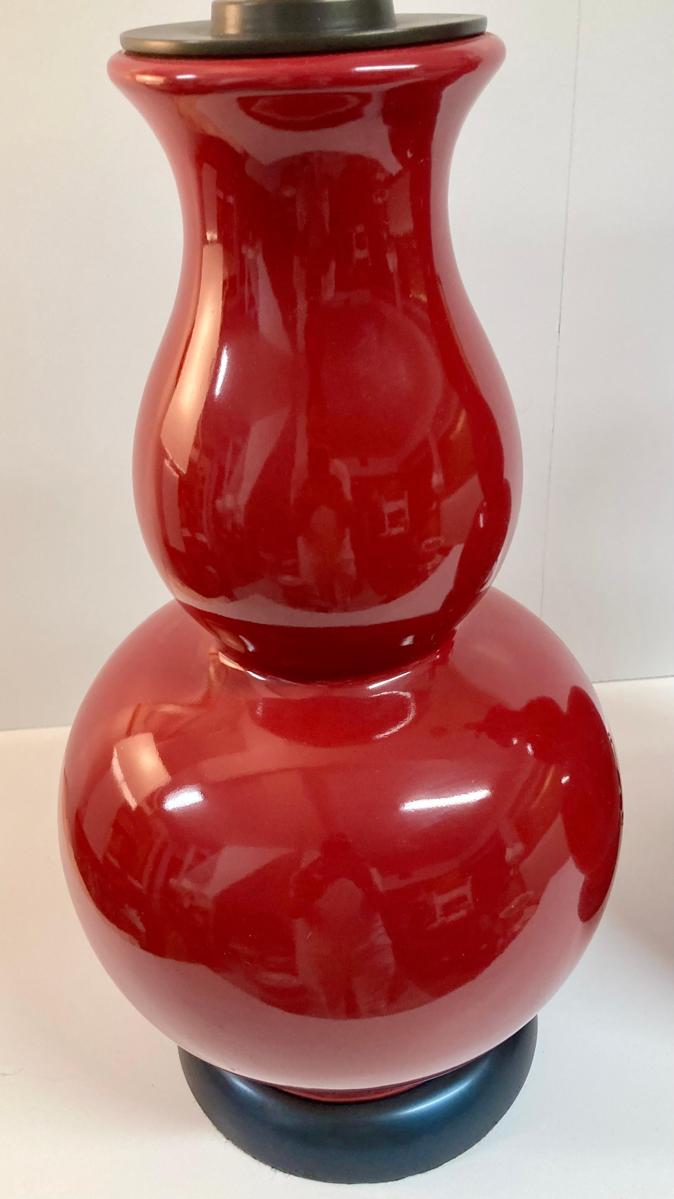 Gourd Shaped Apple Red Glazed Ceramic Table Lamps, a Pair 3