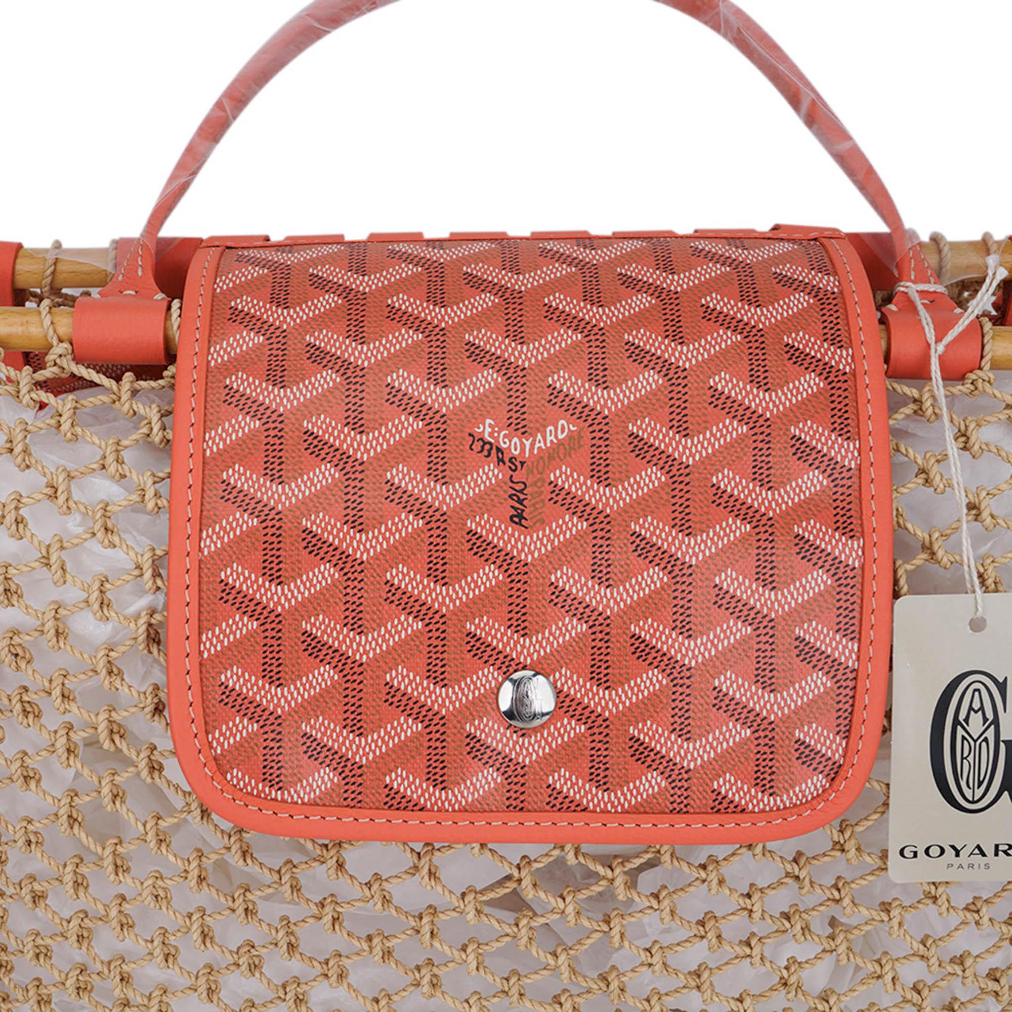 Goyard Aligre Bag Limited Edition Rafia and Coral Coated Canvas For Sale 1