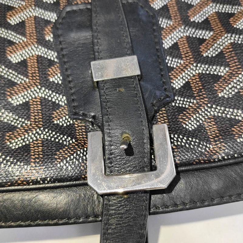 Goyard Ambassade Document Case MM Handbag Goyardine and Leather Silver Hardware For Sale 4