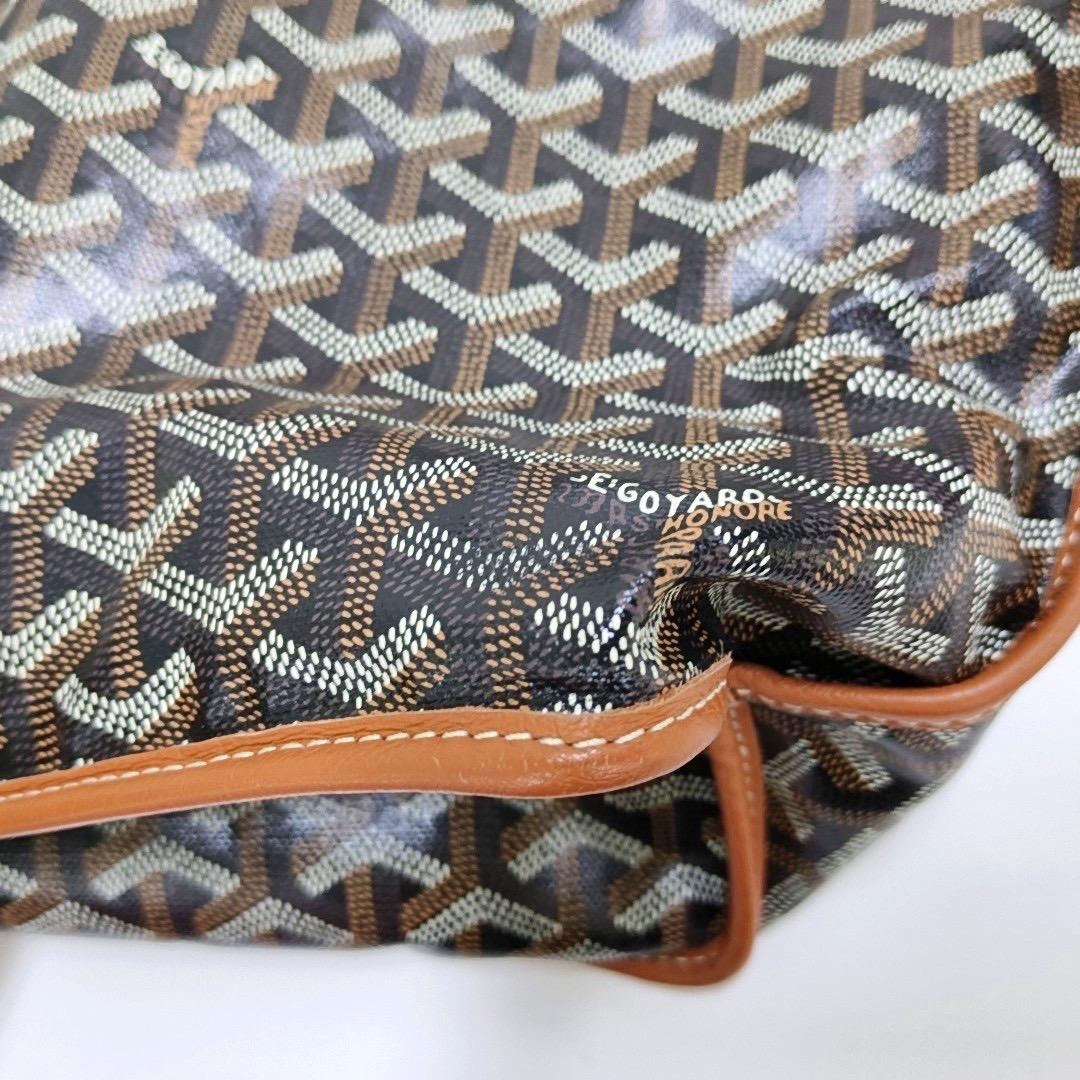 Goyard Anjou PM Medium Tote Braun Reversible Leder-Innenfutter im Angebot 7