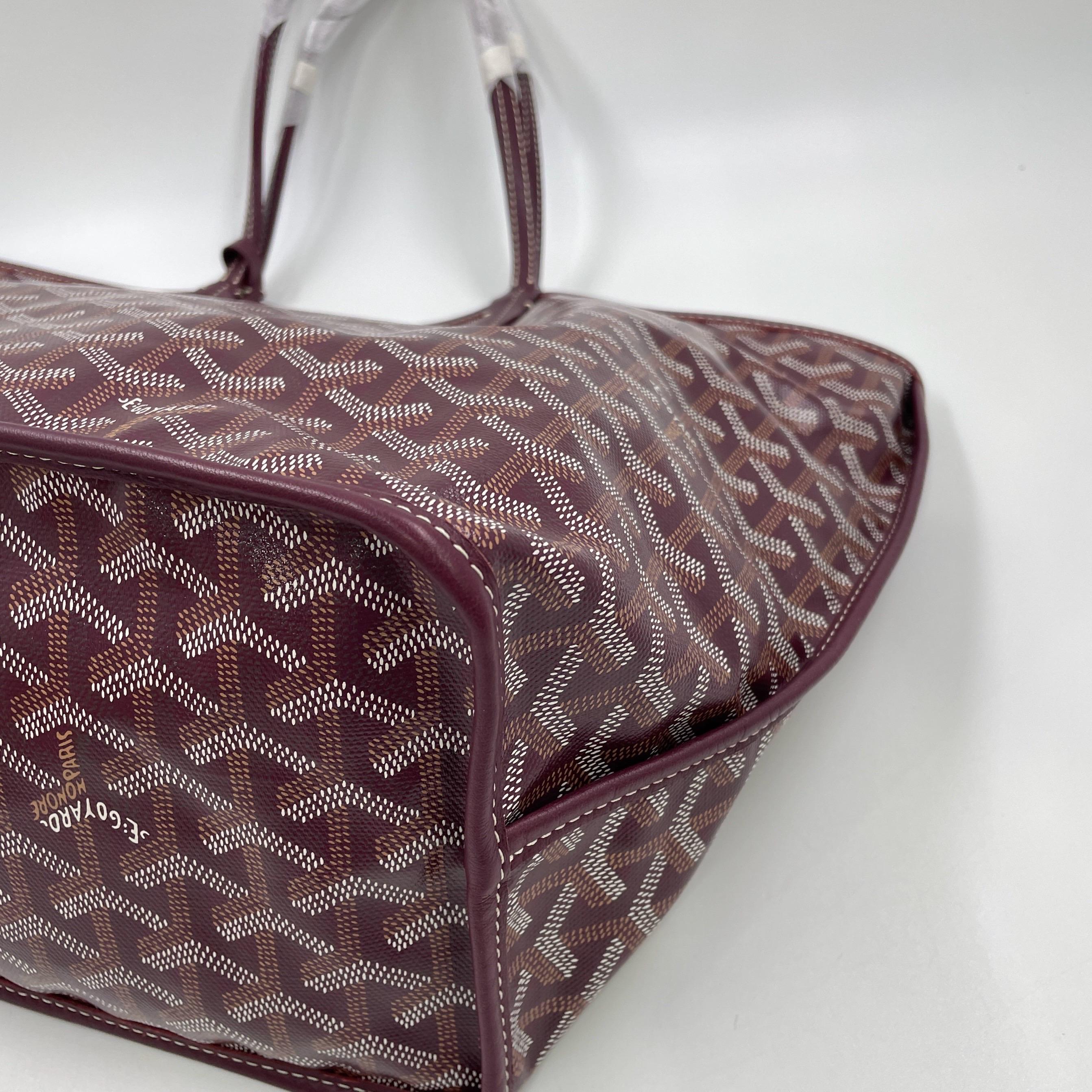 Goyard Anjou PM Medium Tote Burgundy Reversible Leather Lining en vente 8