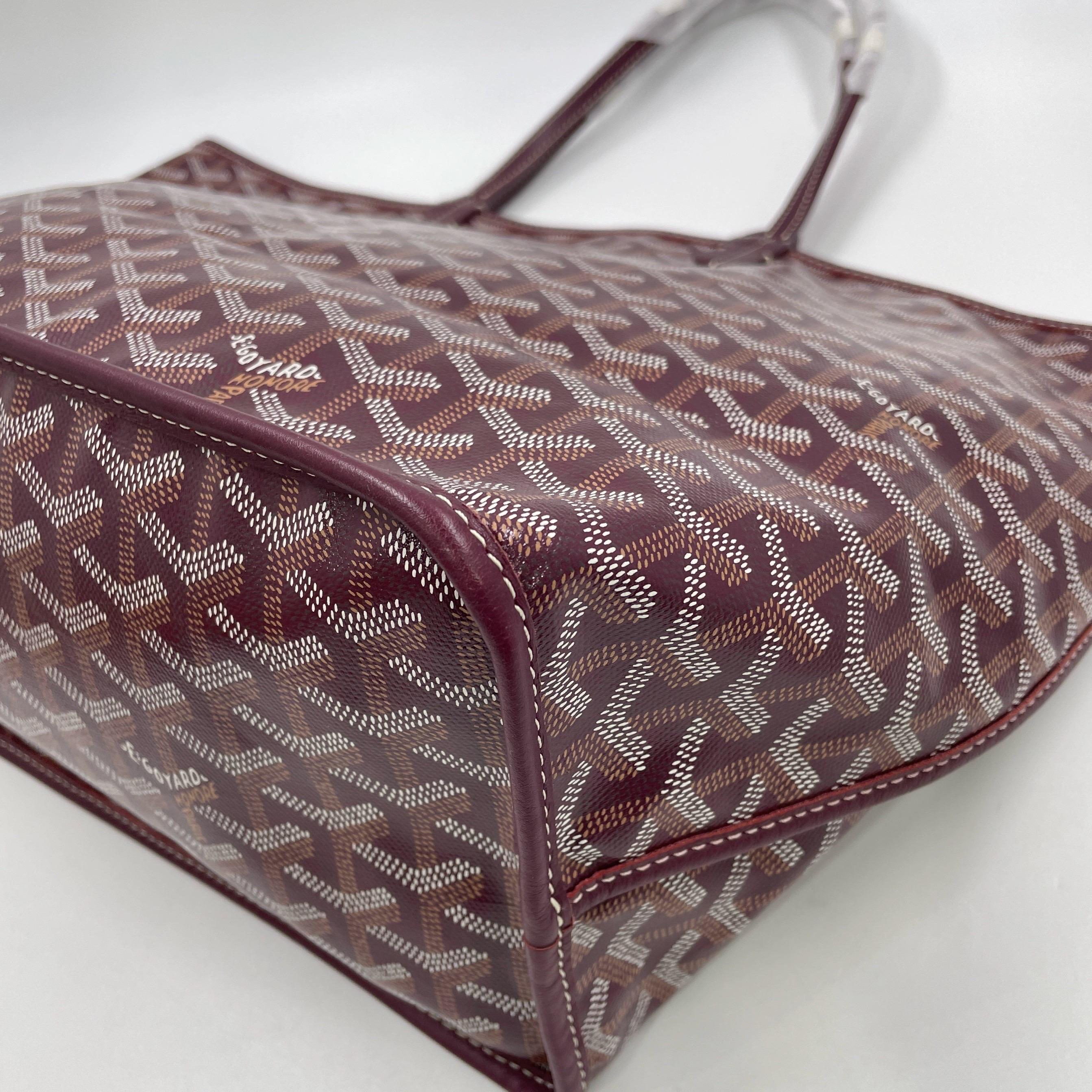 Goyard Anjou PM Medium Tote Burgundy Reversible Leather Lining en vente 11