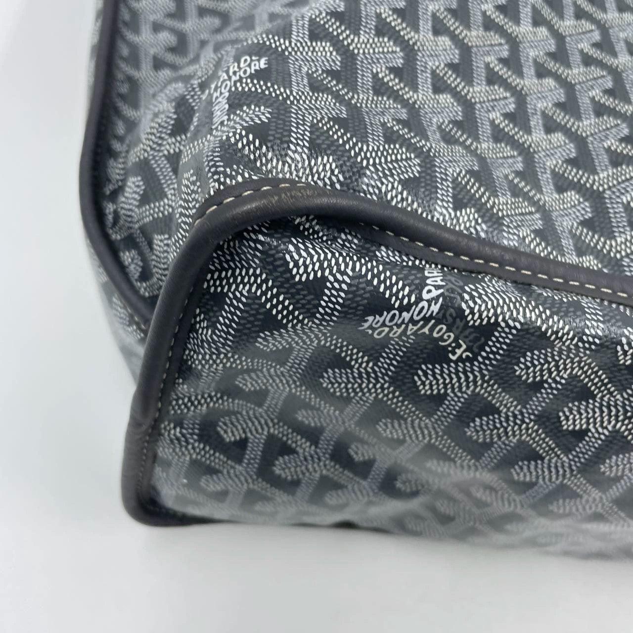 Goyard Anjou PM Medium Tote Grey Reversible leather lining For Sale 10