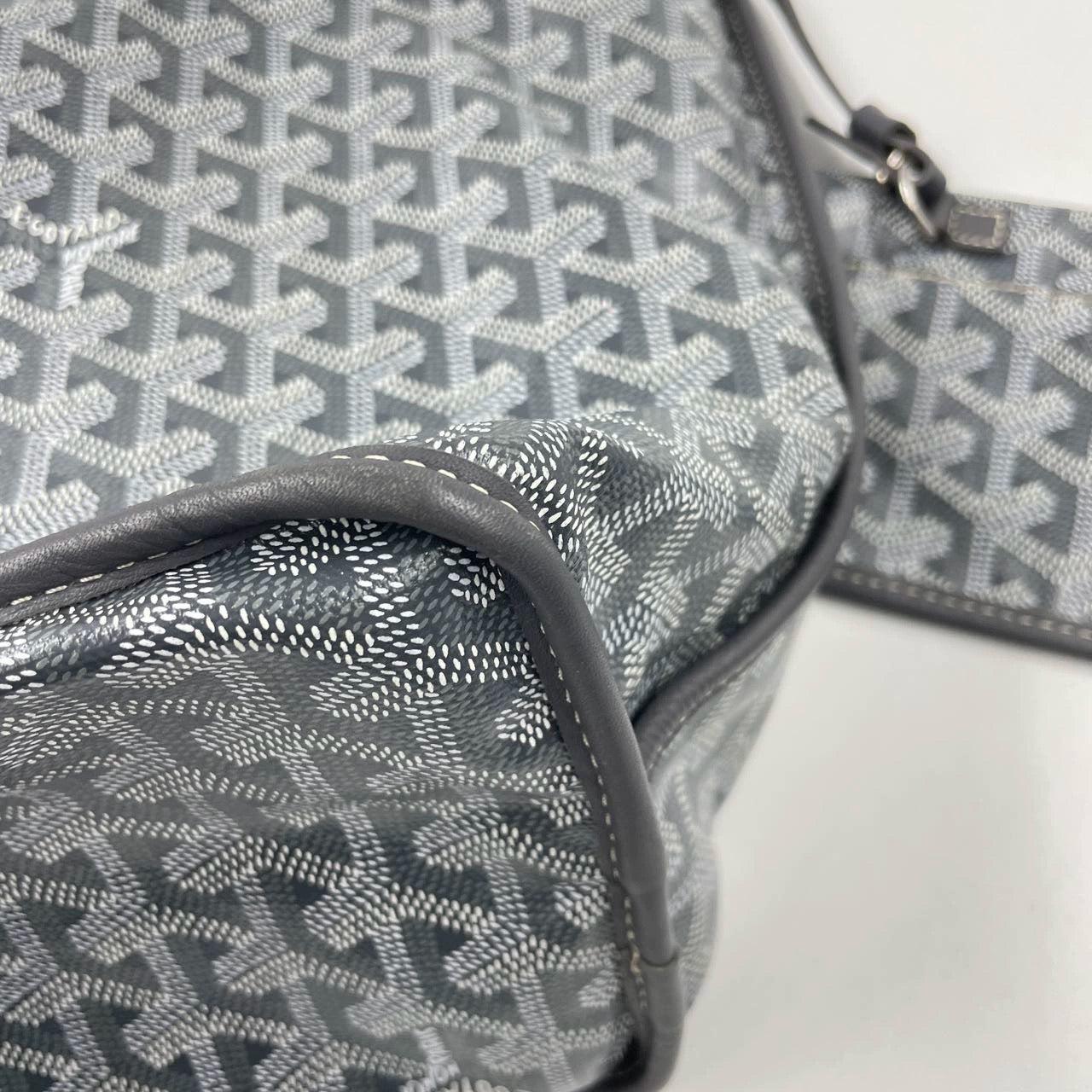 Goyard Anjou PM Medium Tote Grey Reversible leather lining For Sale 3