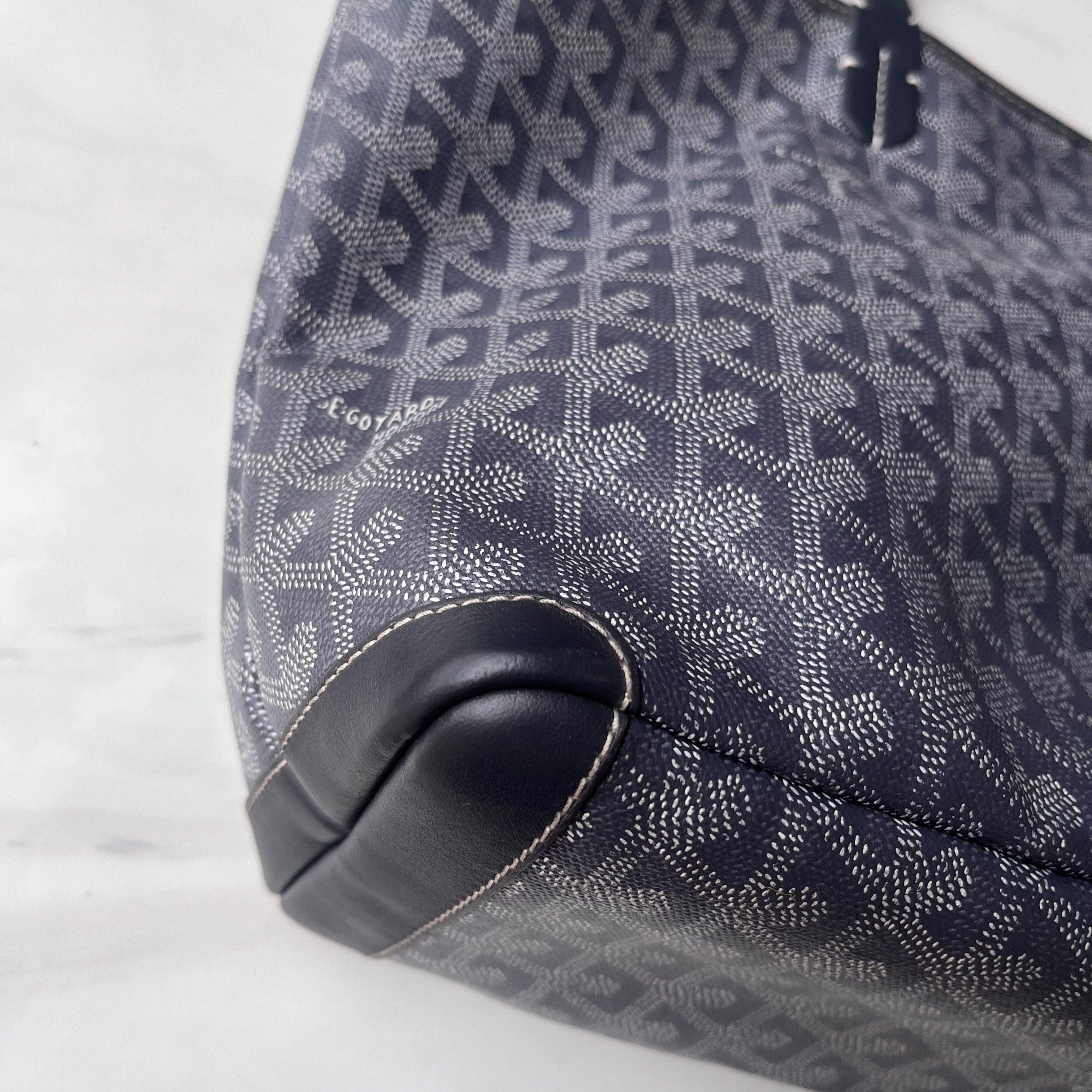Goyard Artois PM Small/Medium Grey Tote with Leather Corners and Zip Opening For Sale 7