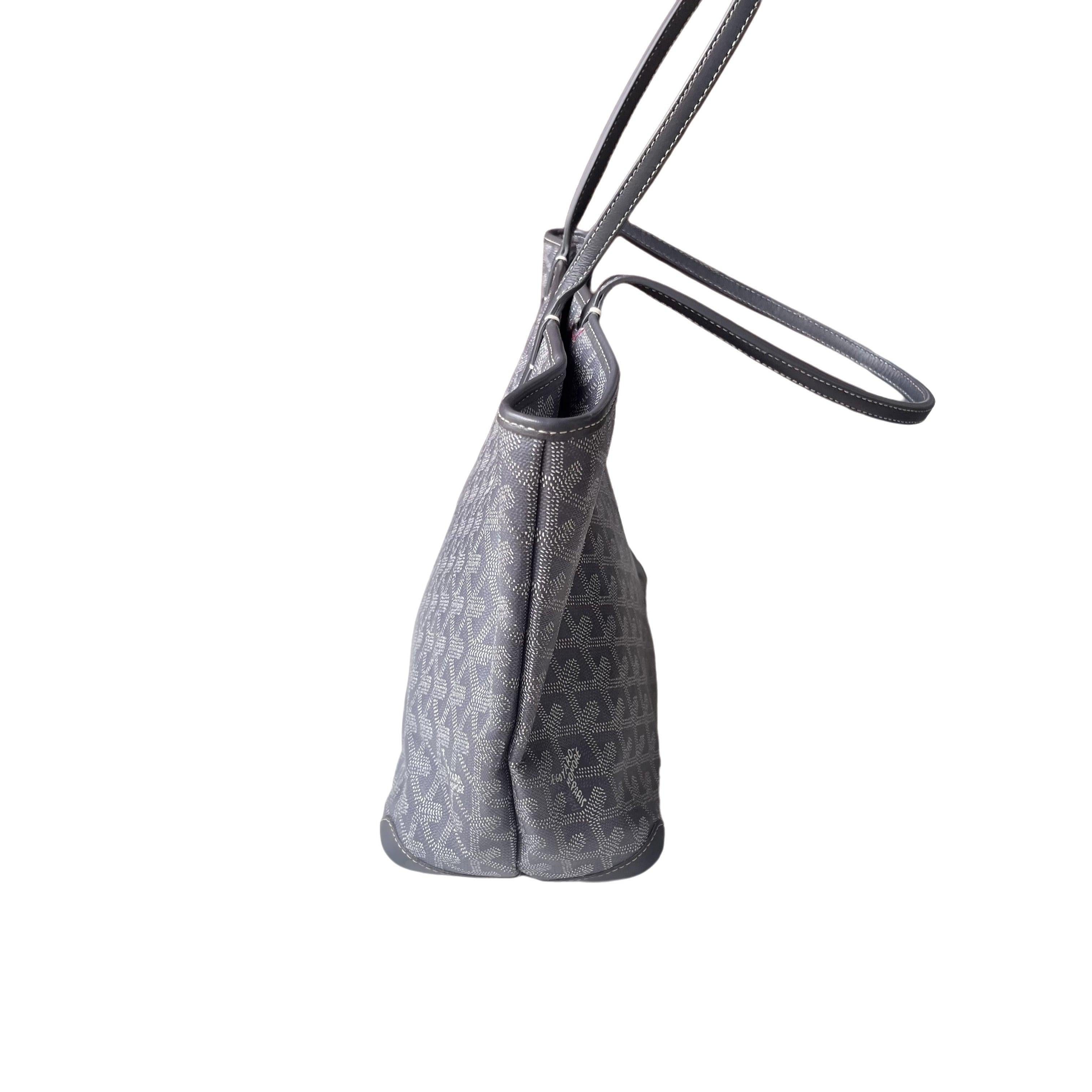 Goyard Artois PM Small/Medium Grey Tote with Leather Corners and Zip Opening In Good Condition For Sale In AUBERVILLIERS, FR