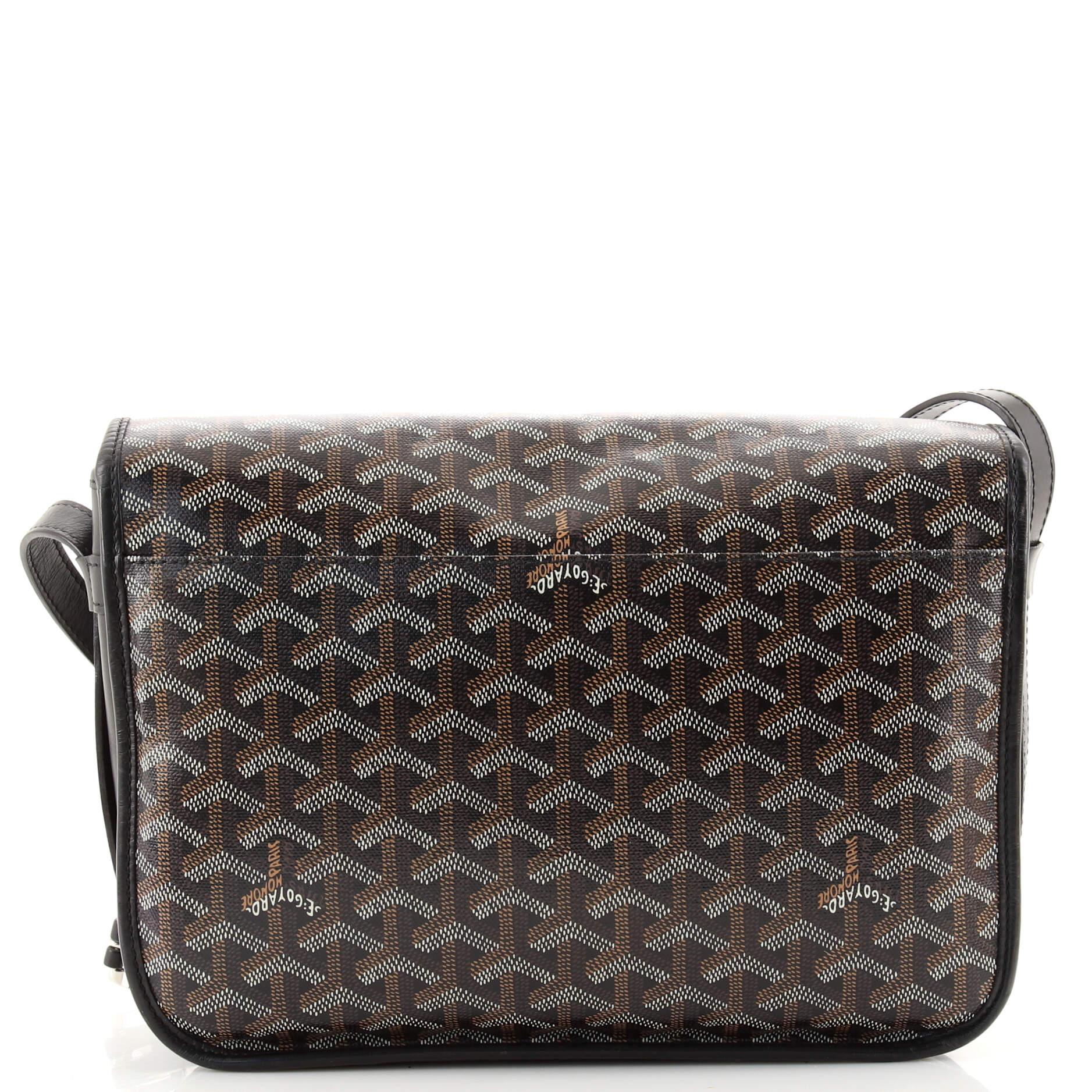 Goyard Belvedere Messenger Bag aus beschichtetem Segeltuch MM im Zustand „Gut“ in NY, NY