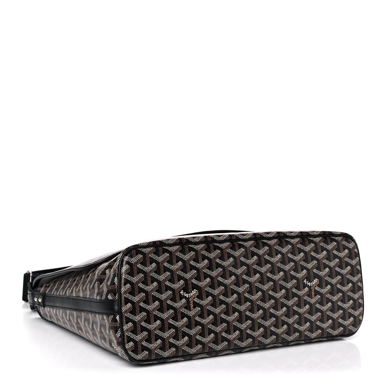 Women's Goyard Black Canvas Goyardine Capetien Messenger Bag For Sale