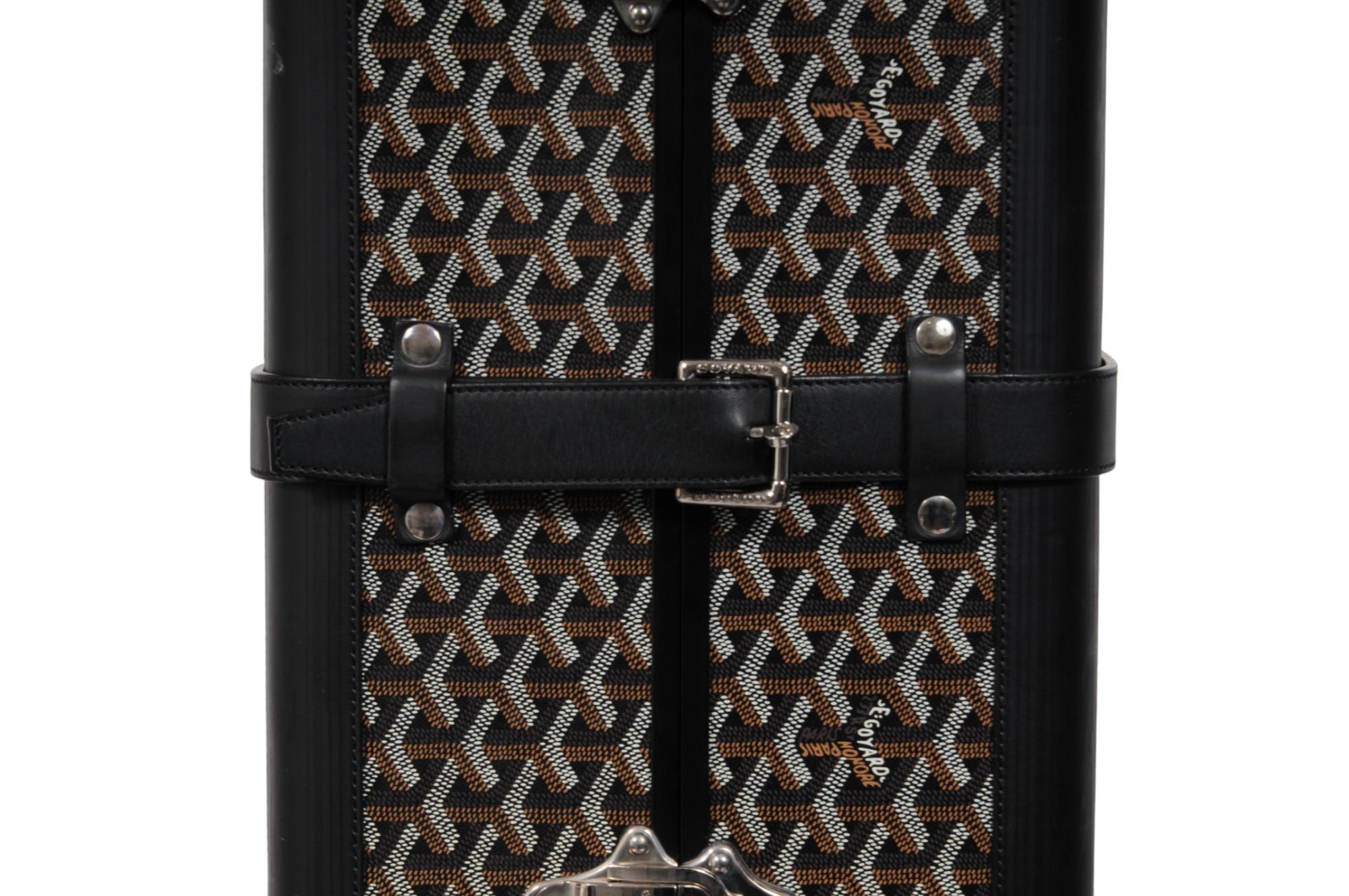 Goyard Schwarz beschichtetem Segeltuch Bourget Trolley PM Rolling Travel Trunk Gepäck tragen im Angebot 3