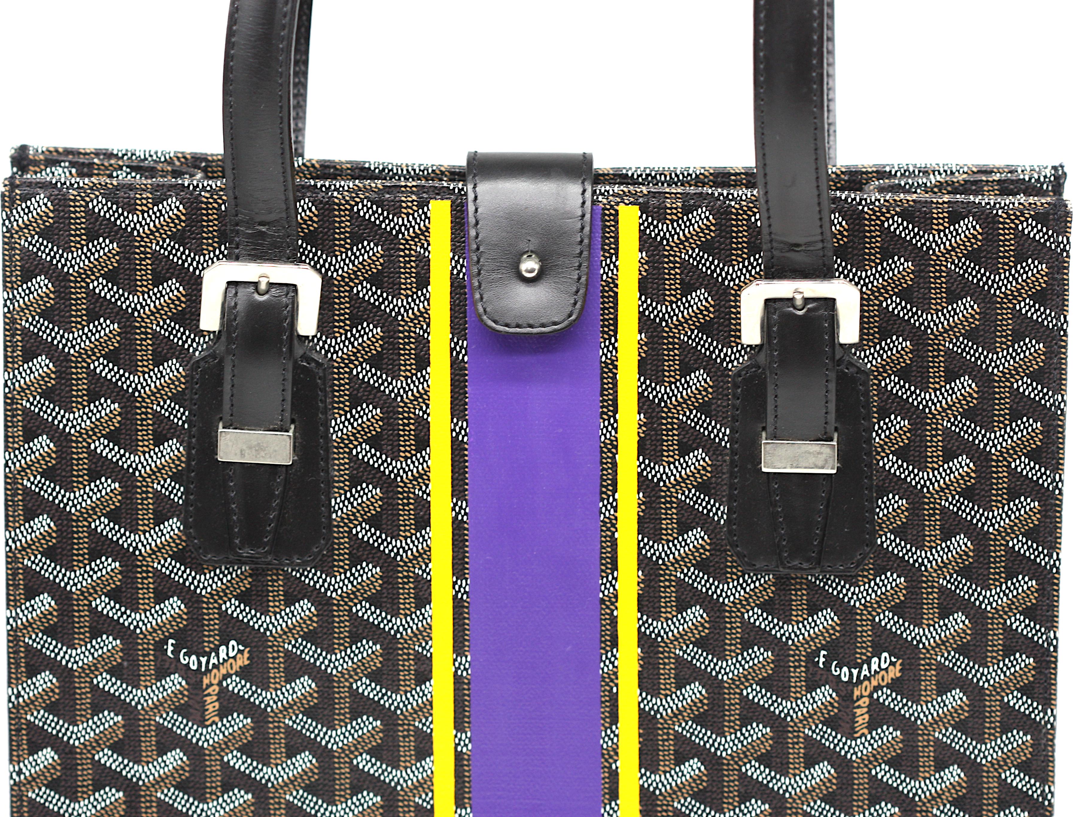 
Goyard Black Goyardine Canvas and Chevroches Calfskin Tote,
The interior is lined in a beige canvas, with a snap pouch,limited edition K2
Dimensions
Height: 12.25 inches / 31 cm
Width: 11.18 inches / 28 cm
Depth: 3.75 inches / 9 cm
Handle Drop: