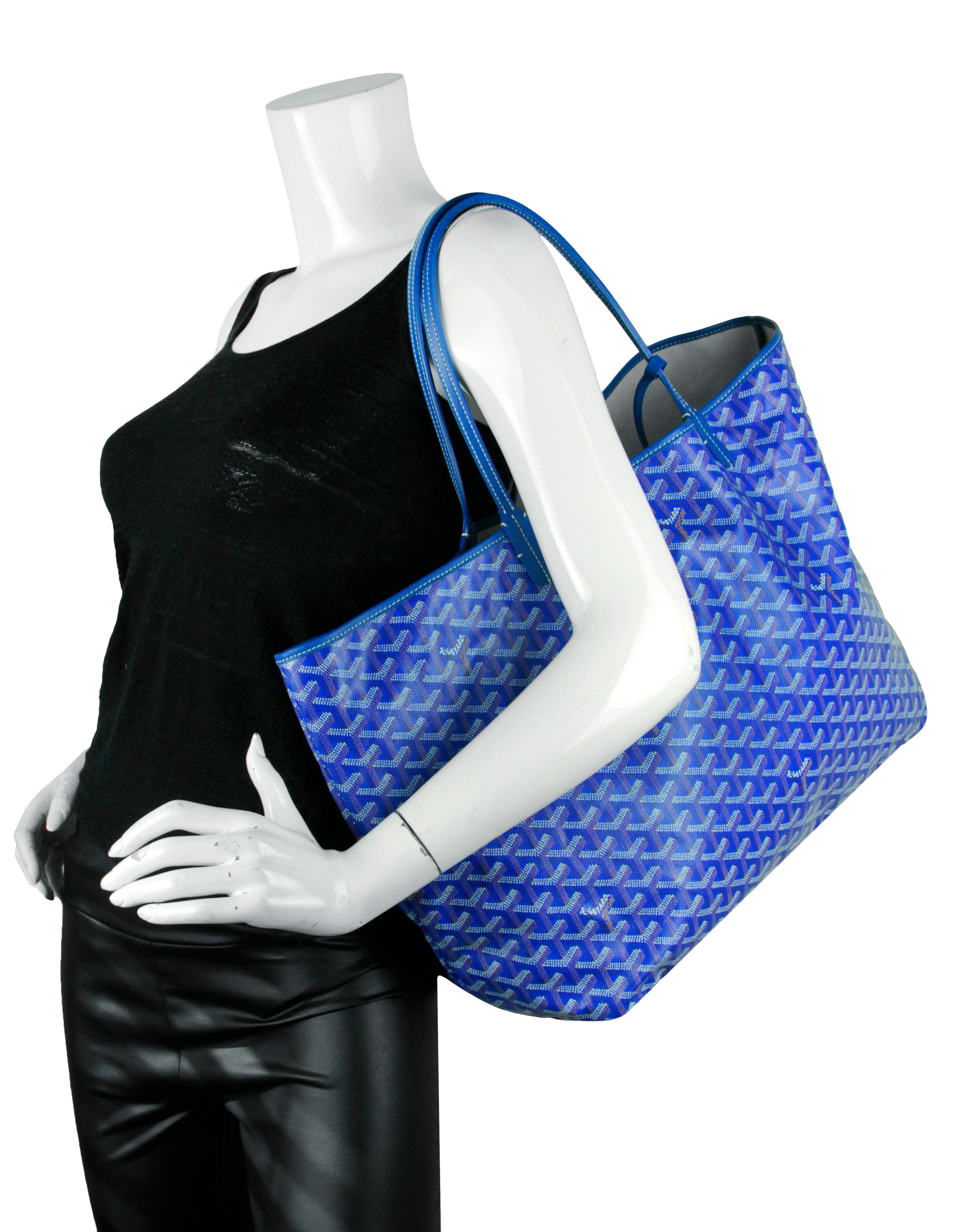Goyard Blue Canvas Goyardine Saint Louis GM Tote Bag w/ Insert

Made In: France
Color: Blue
Hardware: Silvertone
Materials: Canvas
Lining: Canvas
Closure/Opening: Open top
Exterior Pockets: None
Interior Pockets: Insert with snap closure
Exterior